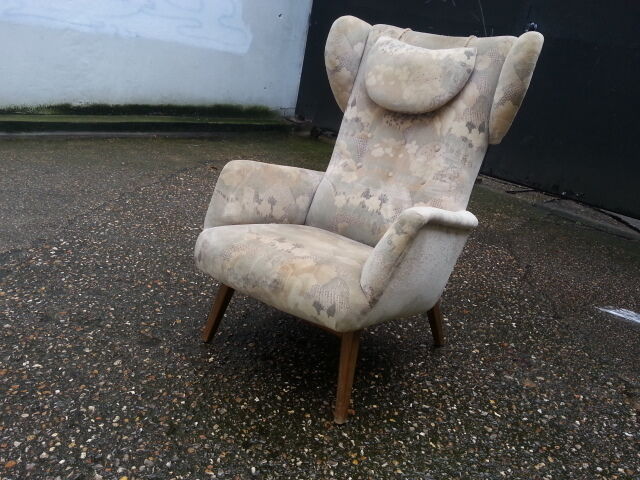 Bergere Chair Scandinavian flesh wingback wing 50 years