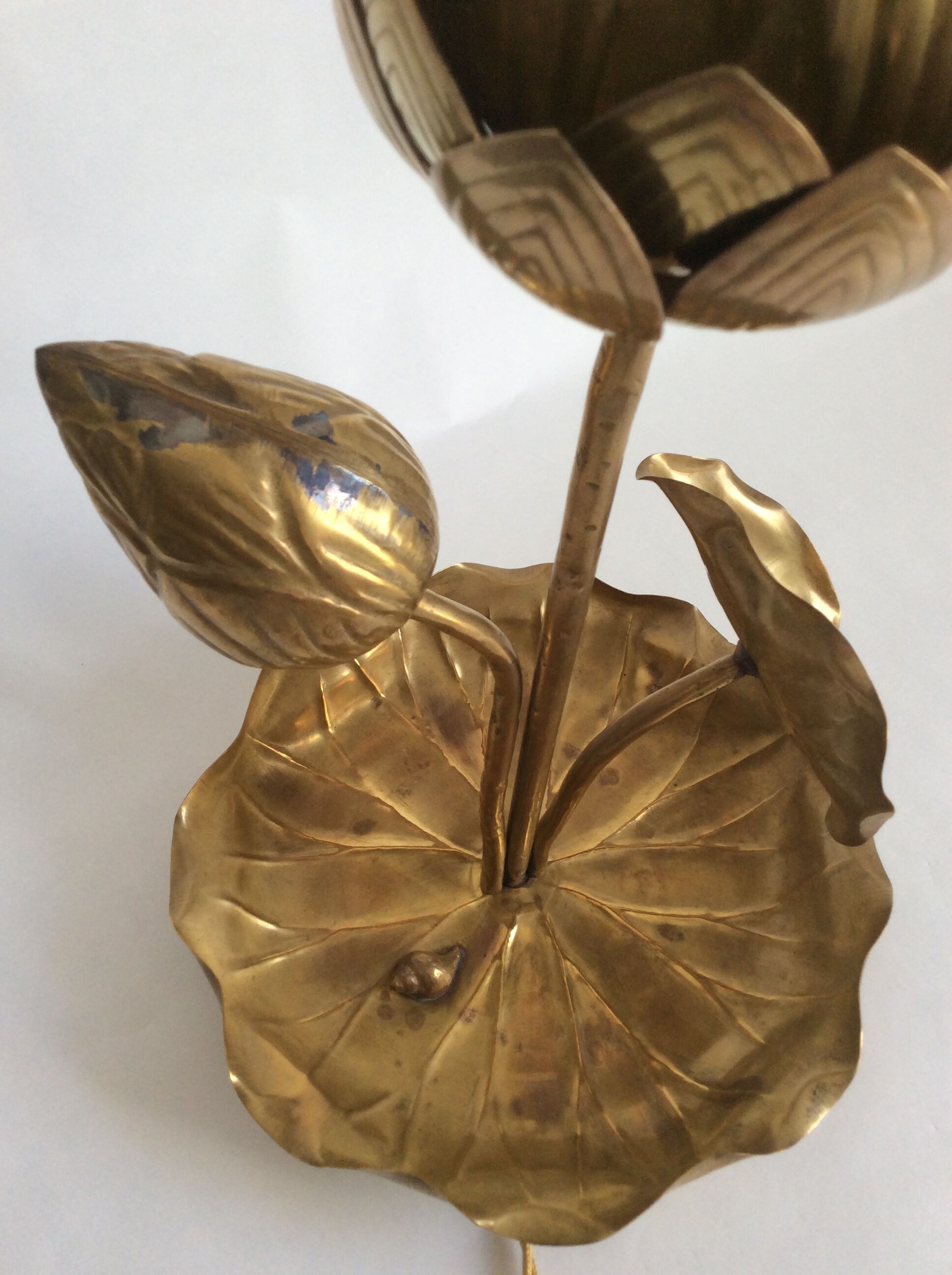 Table lamp "lotus flower" style hollywood regency