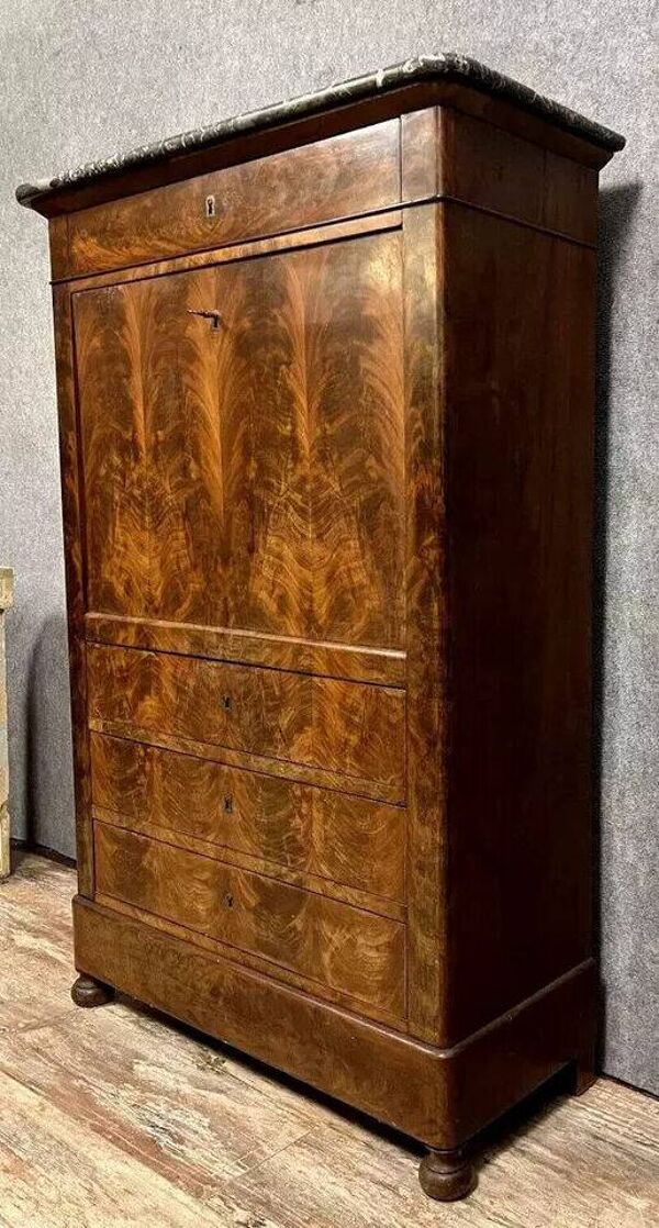 Secrétaire époque Lois Philippe, Restauration en acajou et érable circa 1820