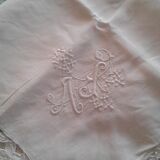 Superb lin's tai. Richelieu flowers embroidery, ML monogram
