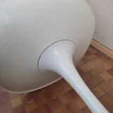 Vintage tulip chair by Eero Saarinen for Knoll