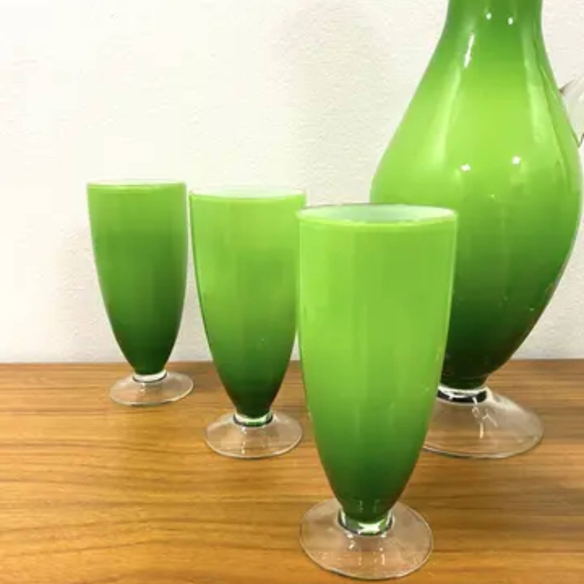 Ensemble carafe et 6 verres rétro, Murano, années 1960