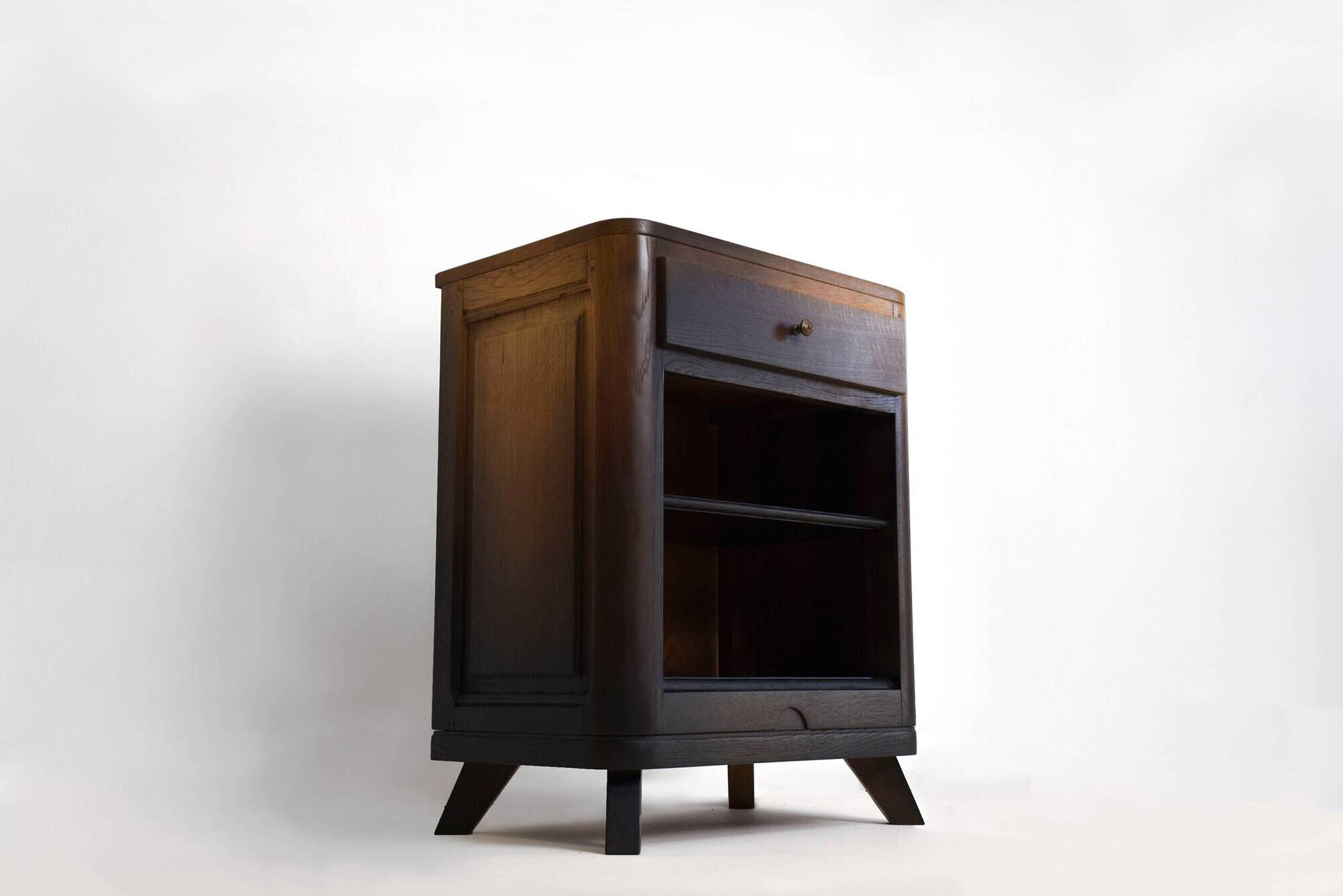 Commode, petit meuble en chêne massif, confiturier