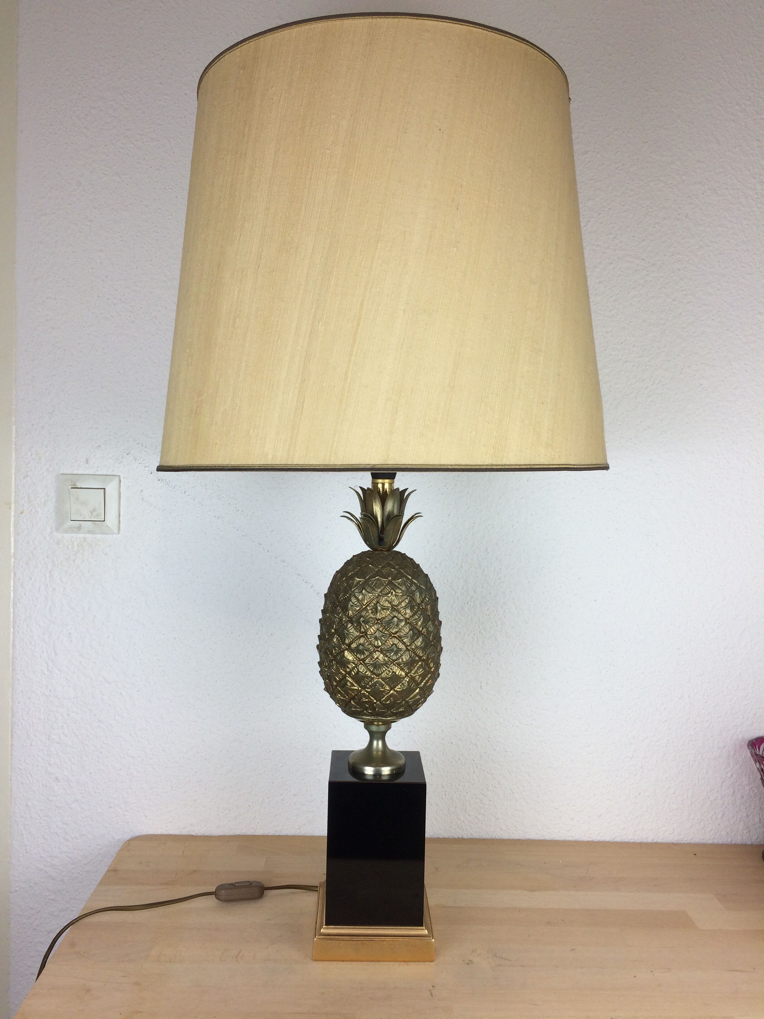 Golden pineapple lamp house Le Dauphin 70s