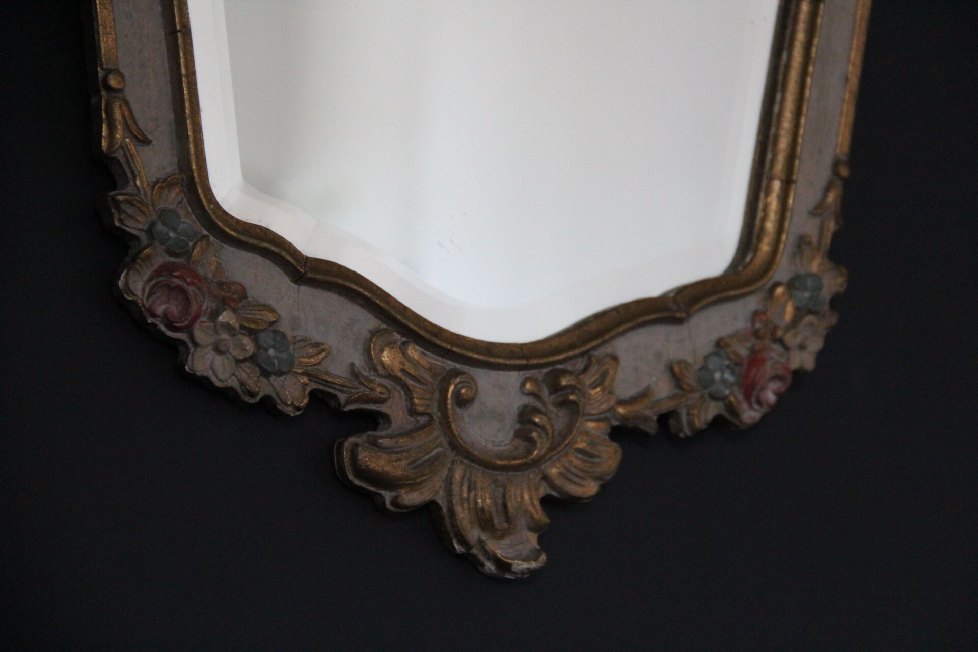 Baroque mirror with floral stucco decoration 35x52cm