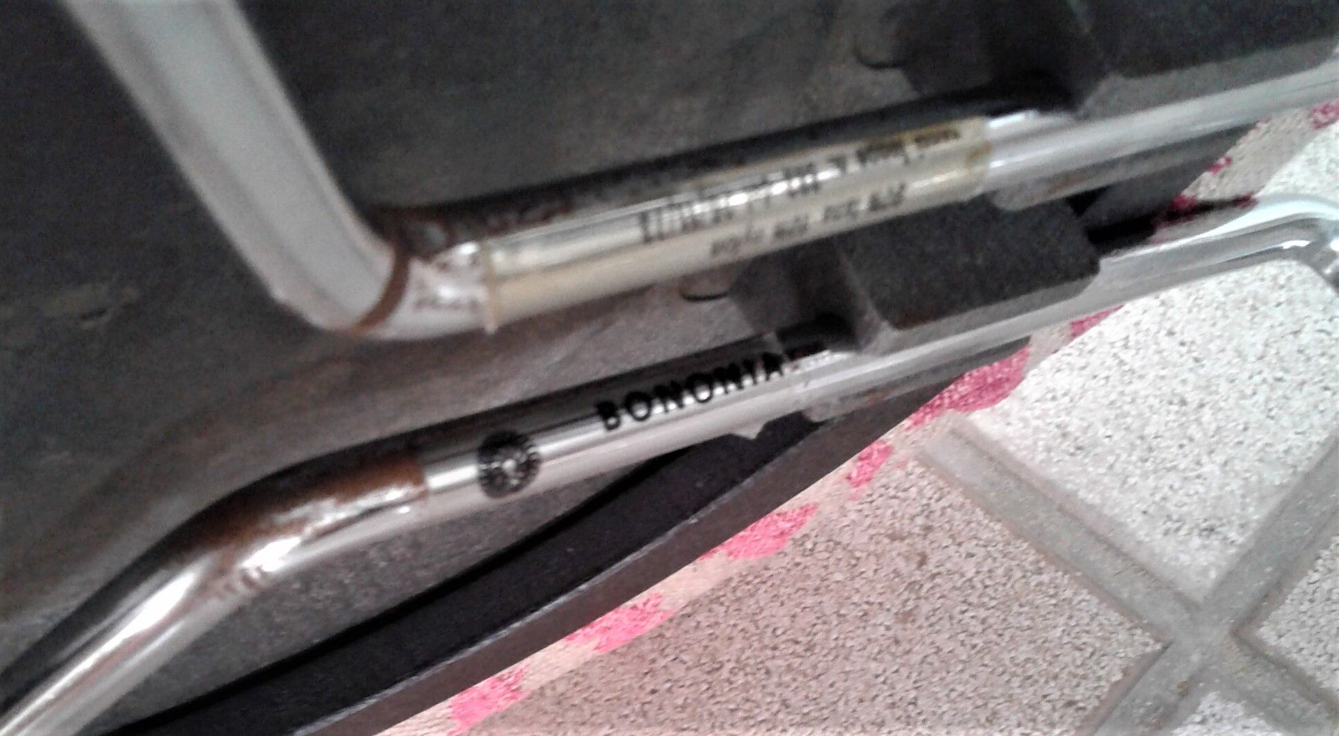 Set of 2 stools high tripod edition Bononia of the 1970s