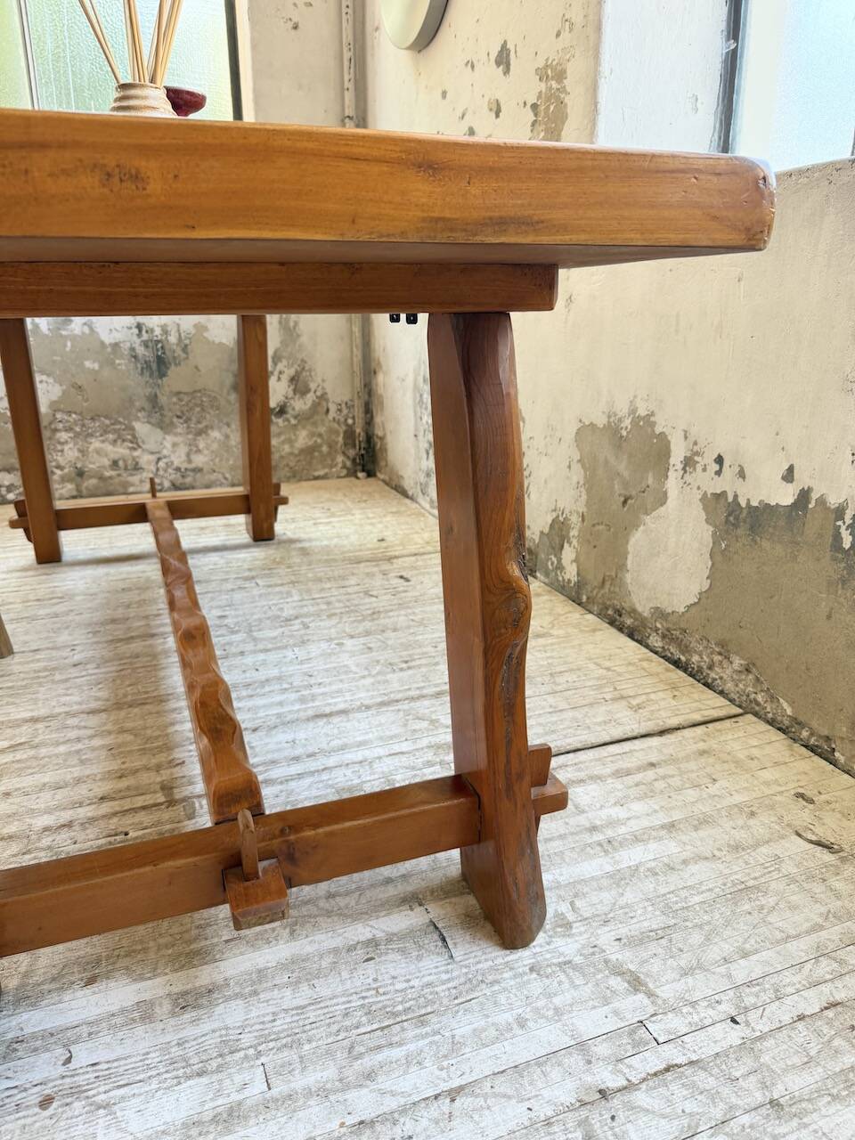 Aranjou farmhouse table in blond elm, 1950s