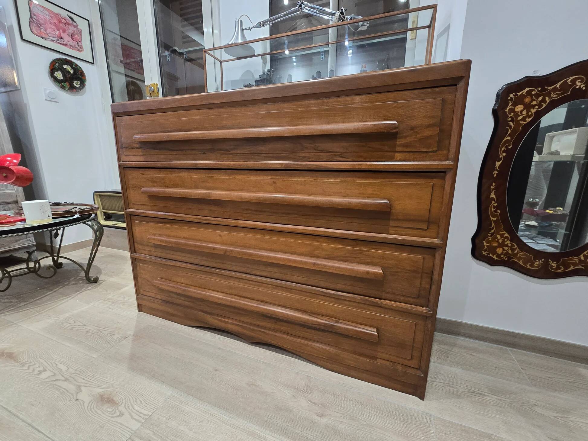 Chest of drawers with 4 drawers in walnut