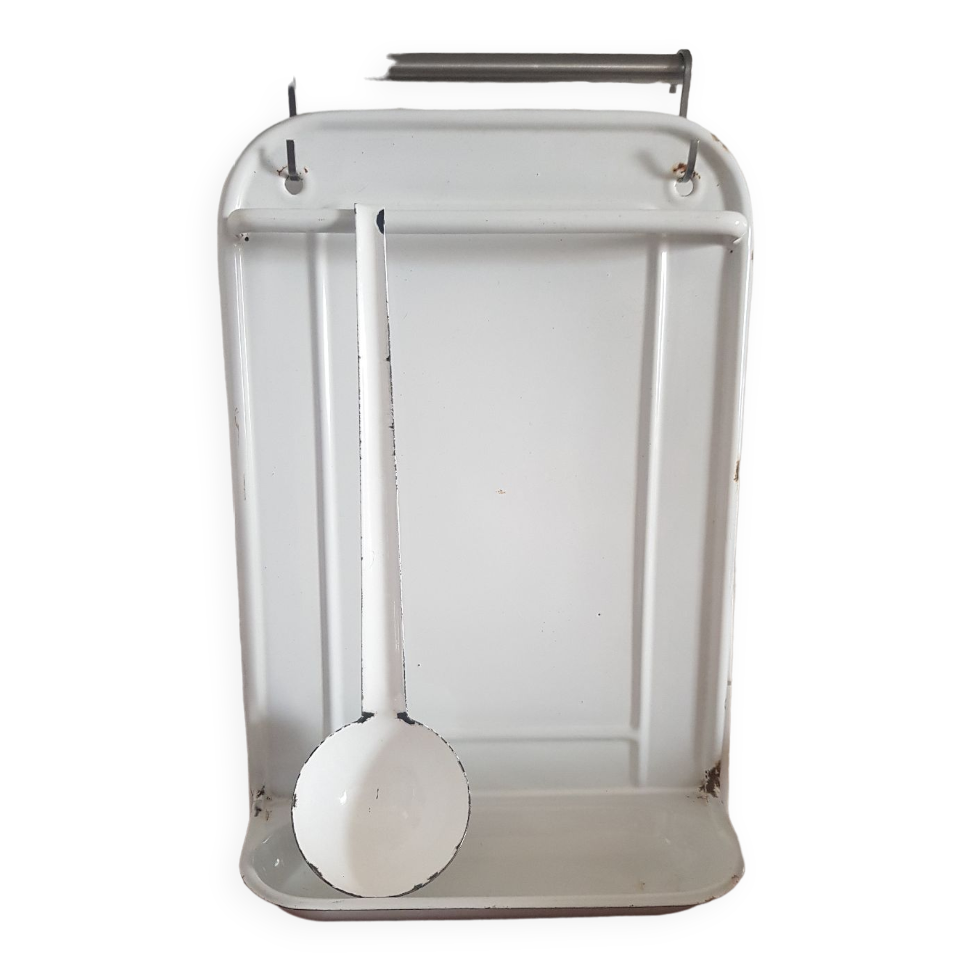 Enamelled utensil holder and ladle