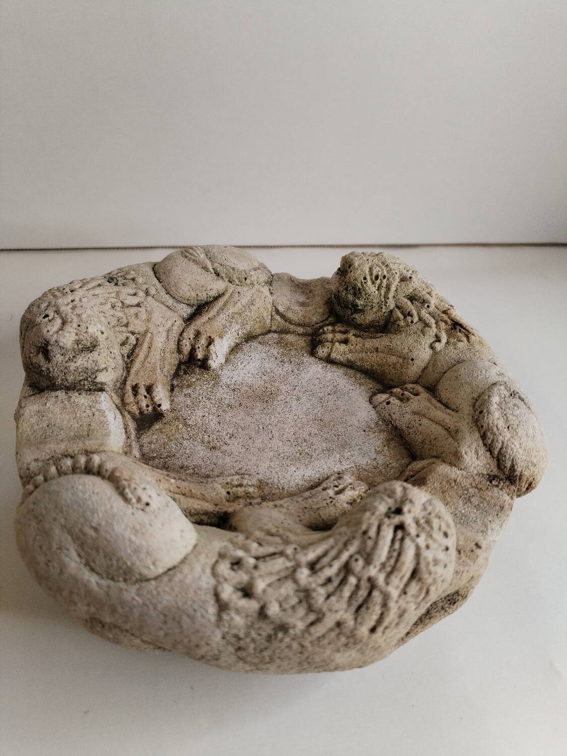 cendrier sculpté de lions