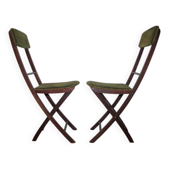 Set of 2 vintage folding chairs