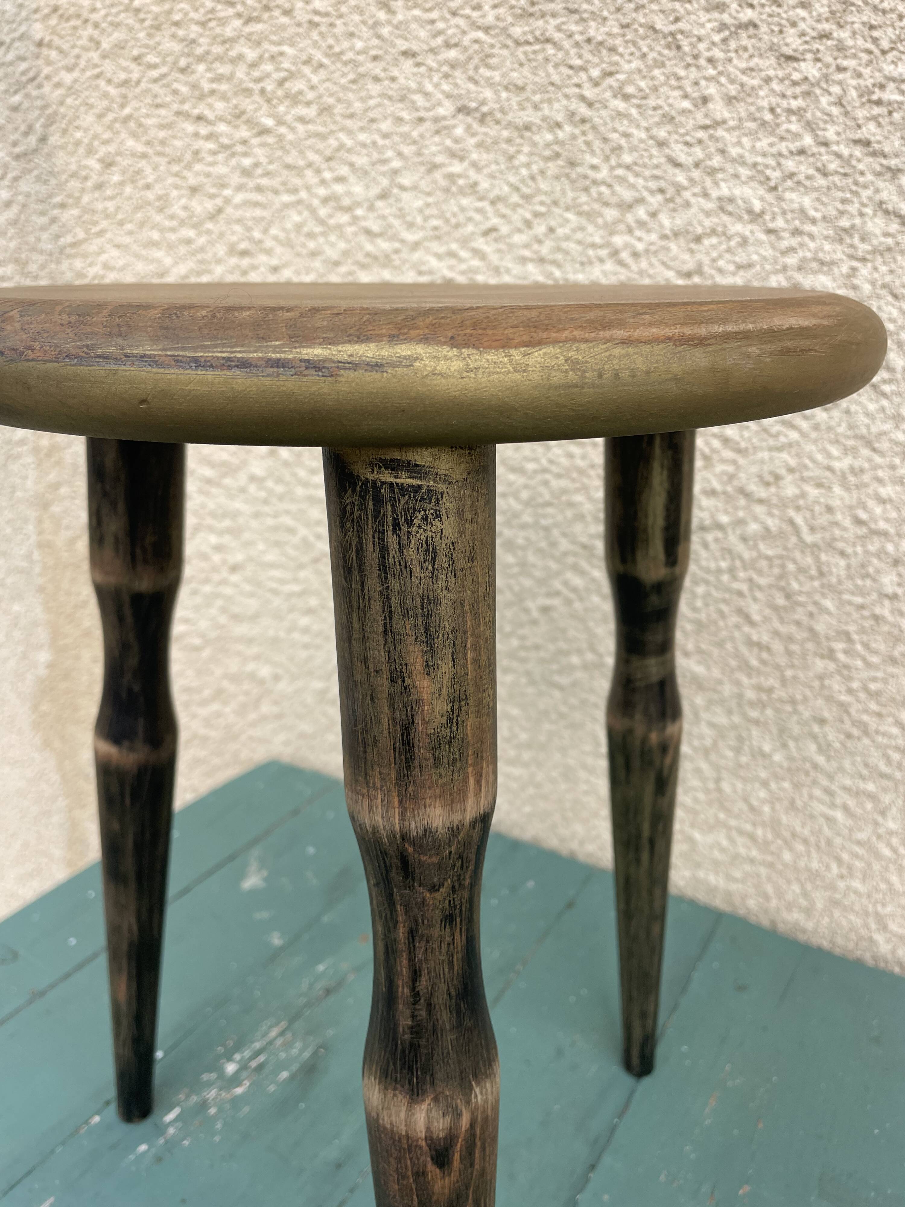 Tripod stool