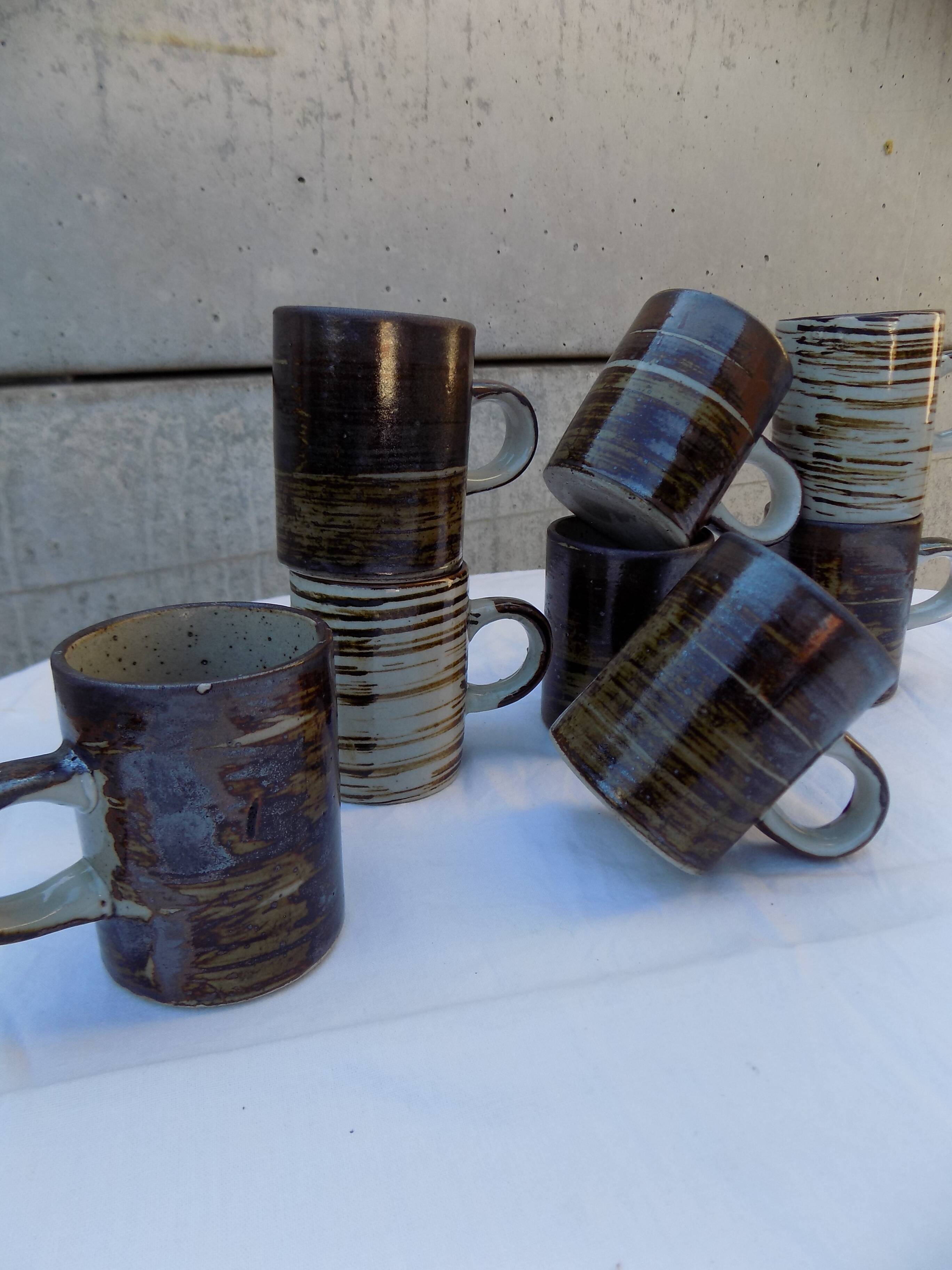 lot de 8 tasses à café en grès