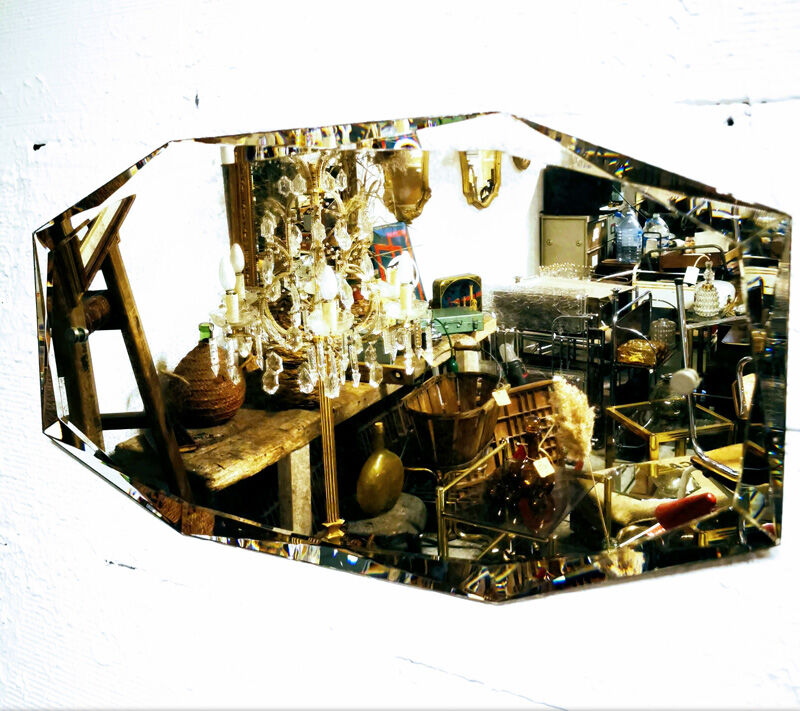 Bevelled octagonal mirror 30s