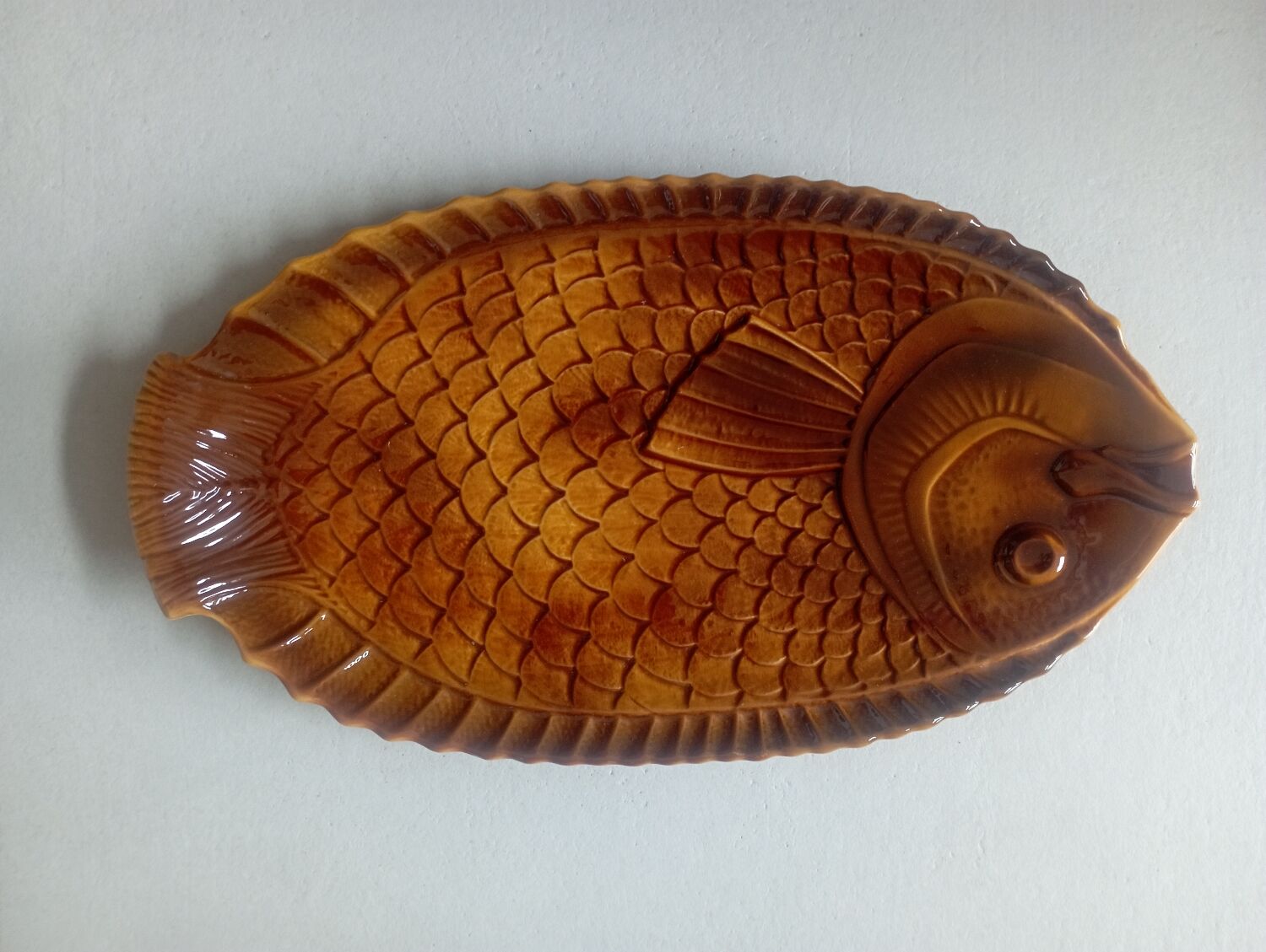 Fish dish Sarreguemines, vintage
