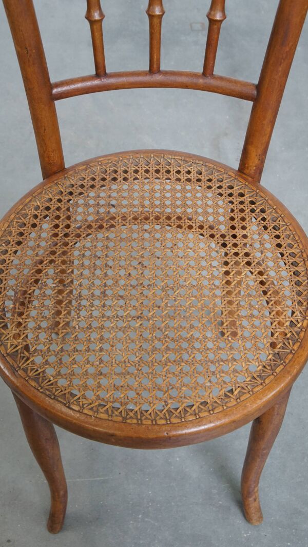 Chaise de bistrot vintage avec assise tissée