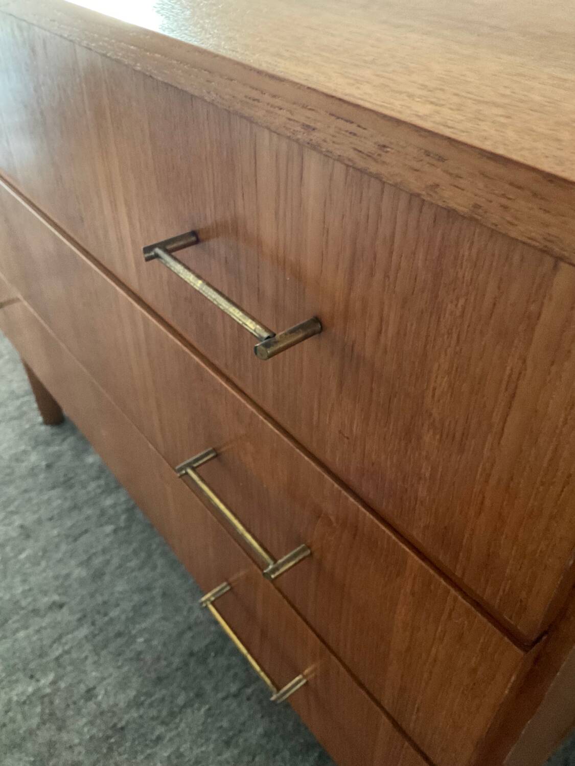 Commode scandinave en teck années 60-70