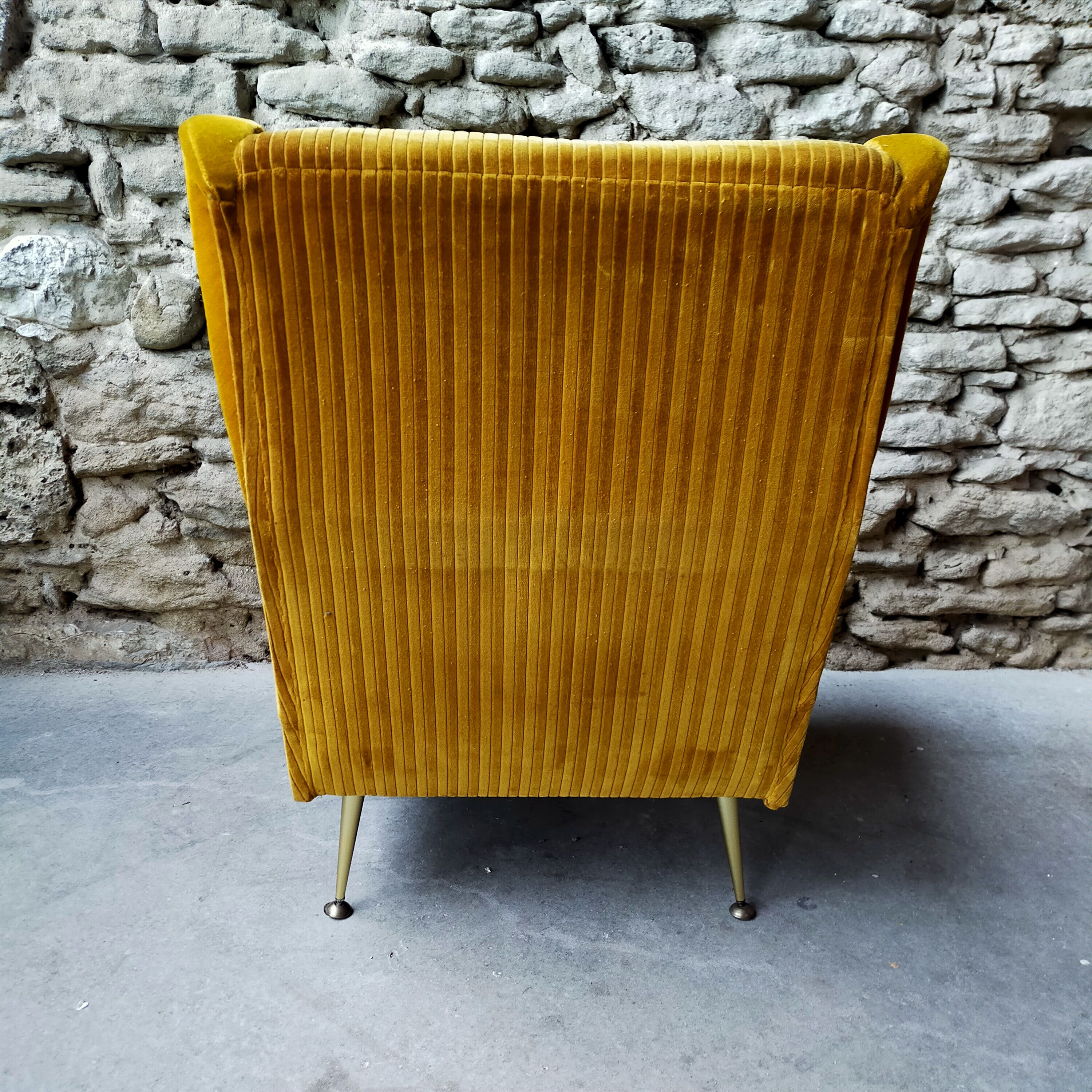 Pair of Italian design armchairs