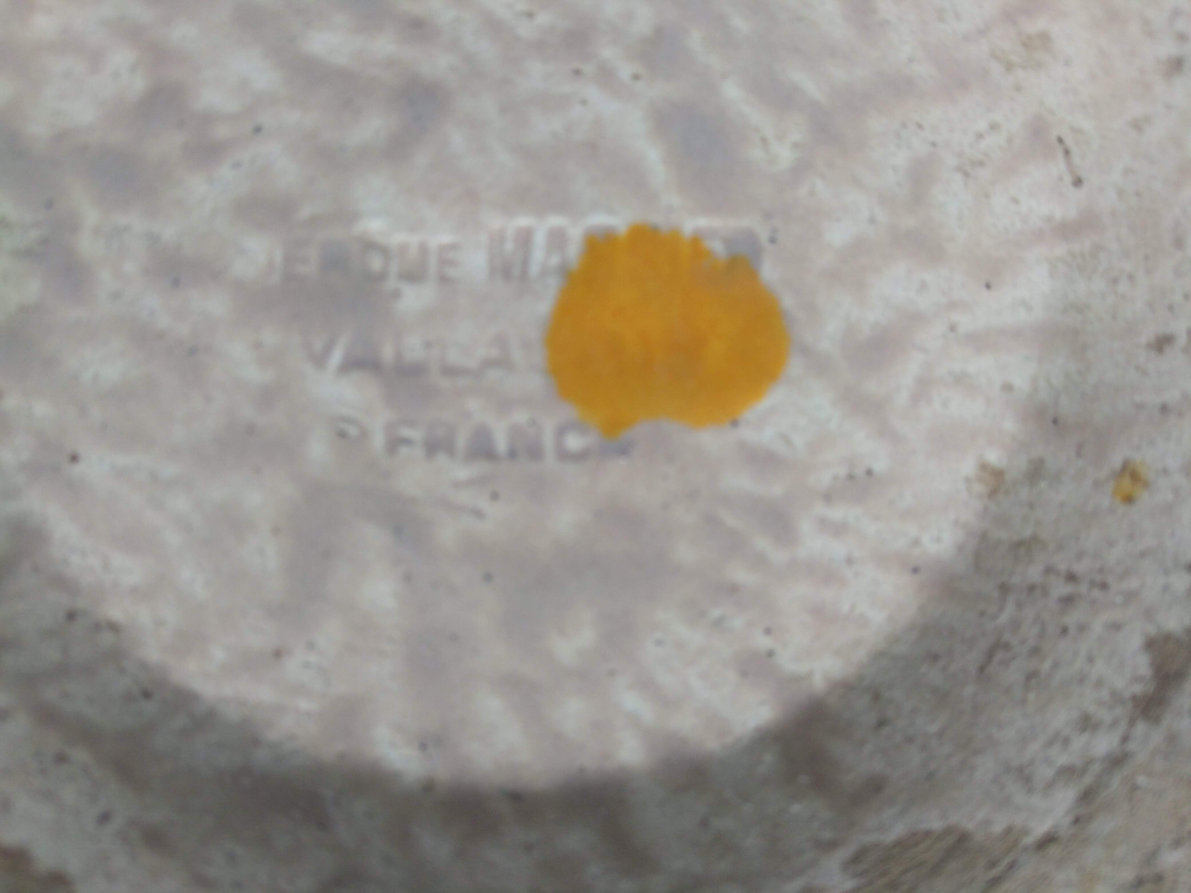 floral decoration potcover by Jérome Massier