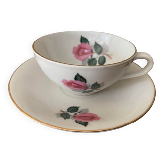 Tasse et soucoupe porcelaine décor bouton de rose rose