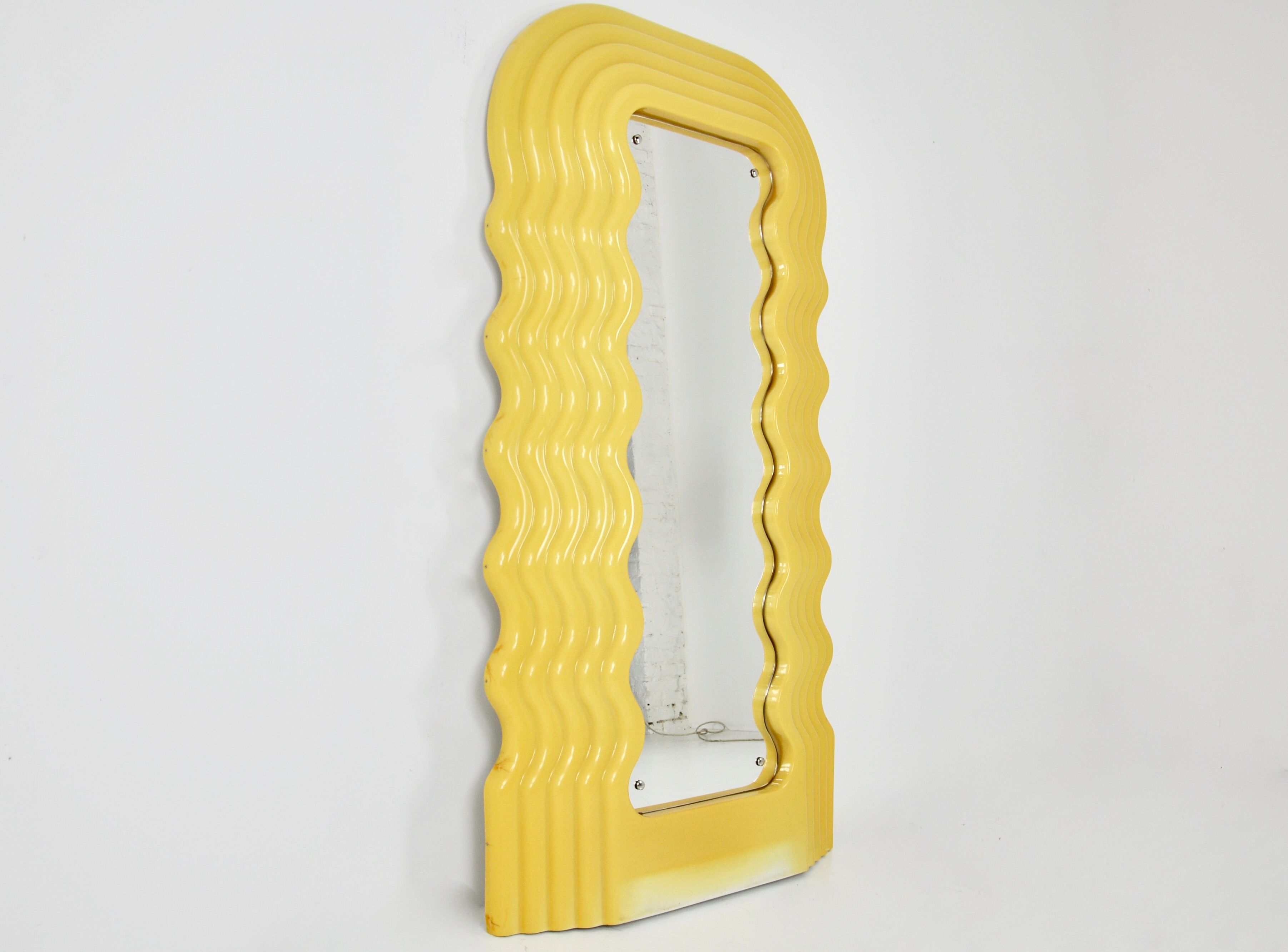 Miroir "ultrafragola" par Ettore Sottsass pour Poltronova, années 1970