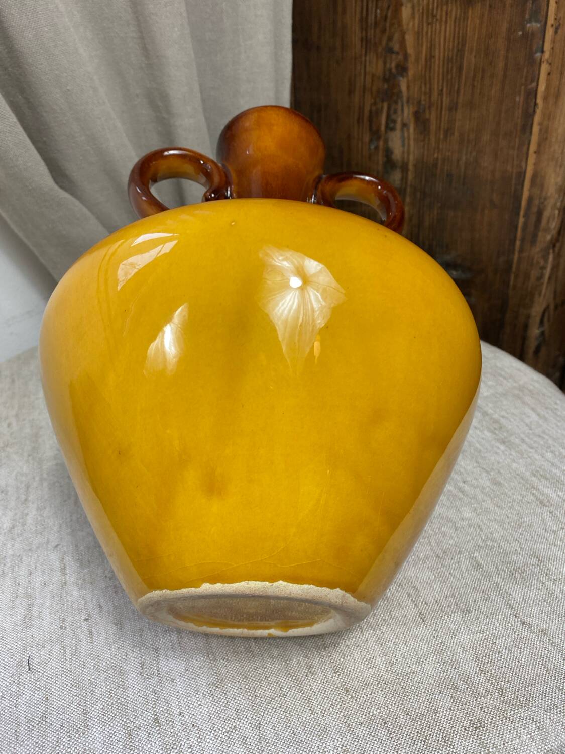 Amphora-type ceramic vase