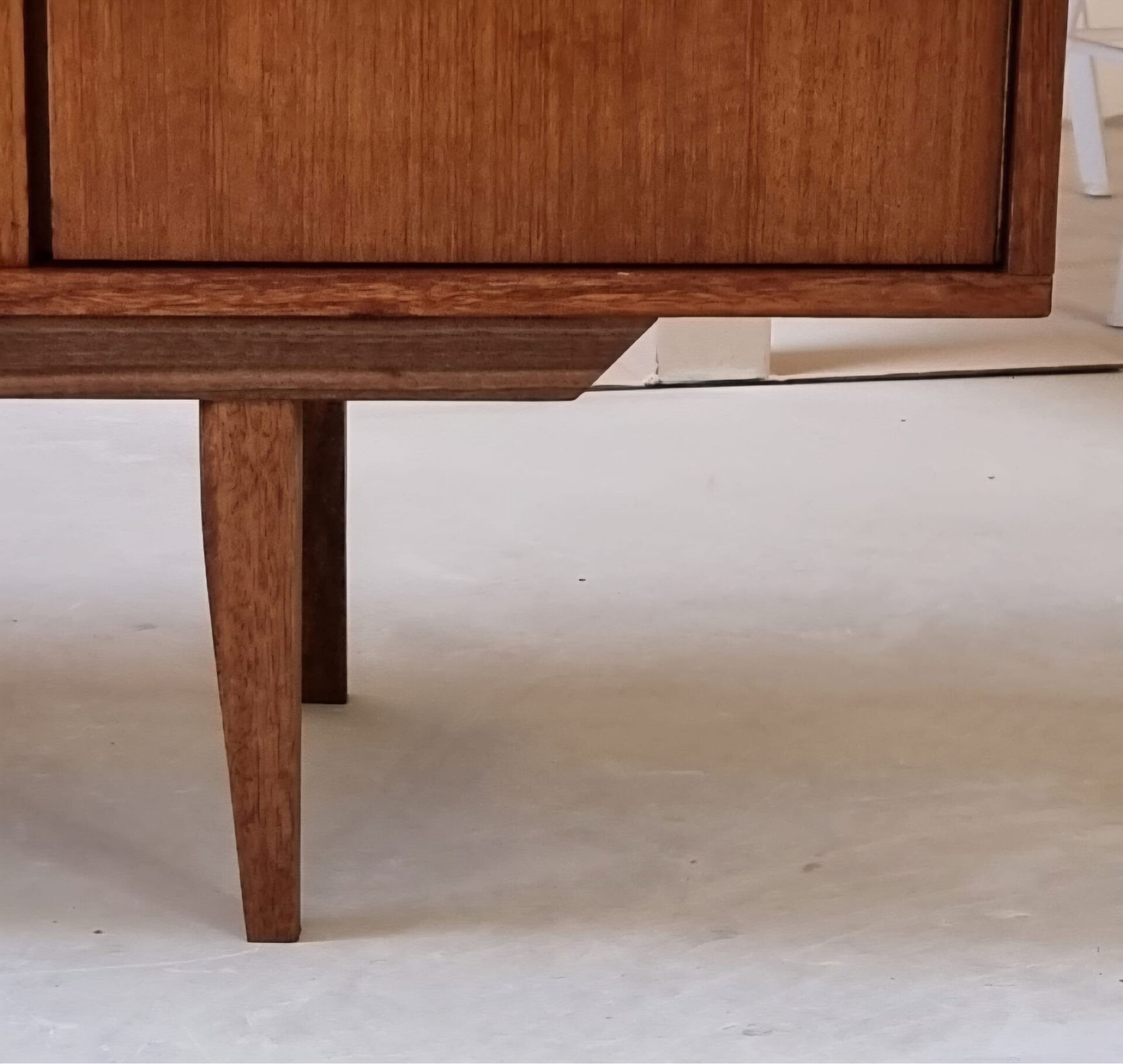 Buffet du milieu du siècle