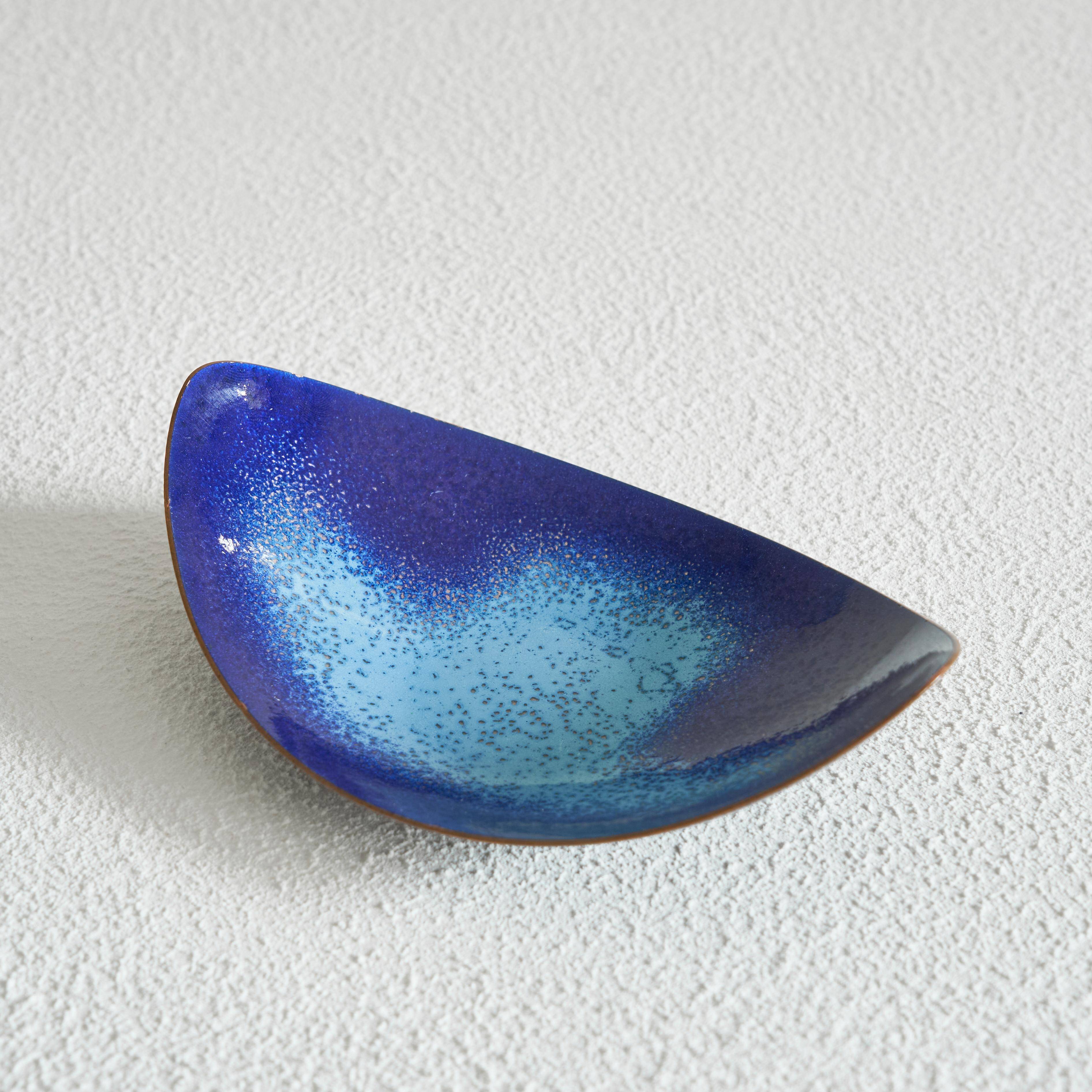 Enamelled copper bowl in gondola shape from the 1960s.