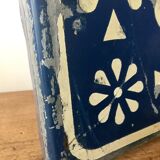 Two-sided iron plate Hotel and pottery