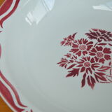 Sarregemines hollow serving dish from the Champêtre collection