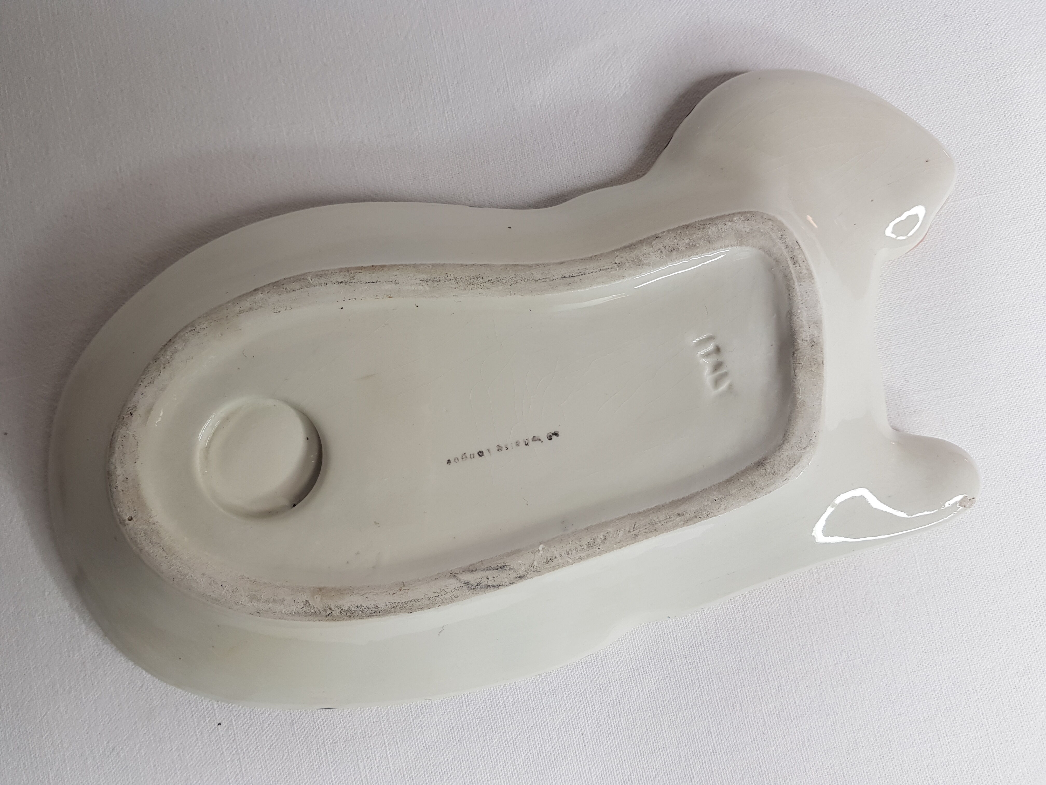 Large empty pocket or leopard-shaped baguier, Italy, 24 cm
