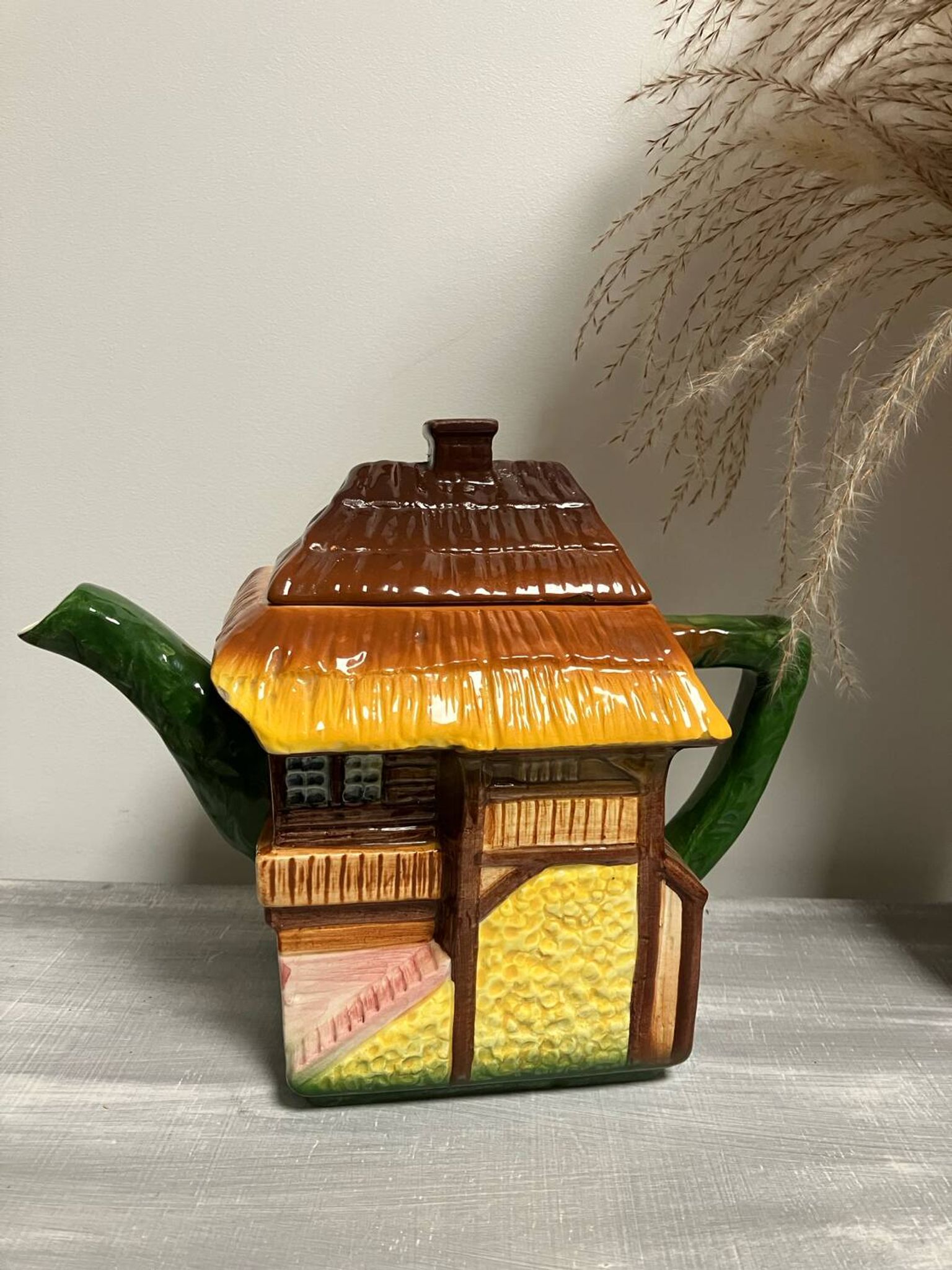 Vintage-Charmante théière-Forme maison-West Germany