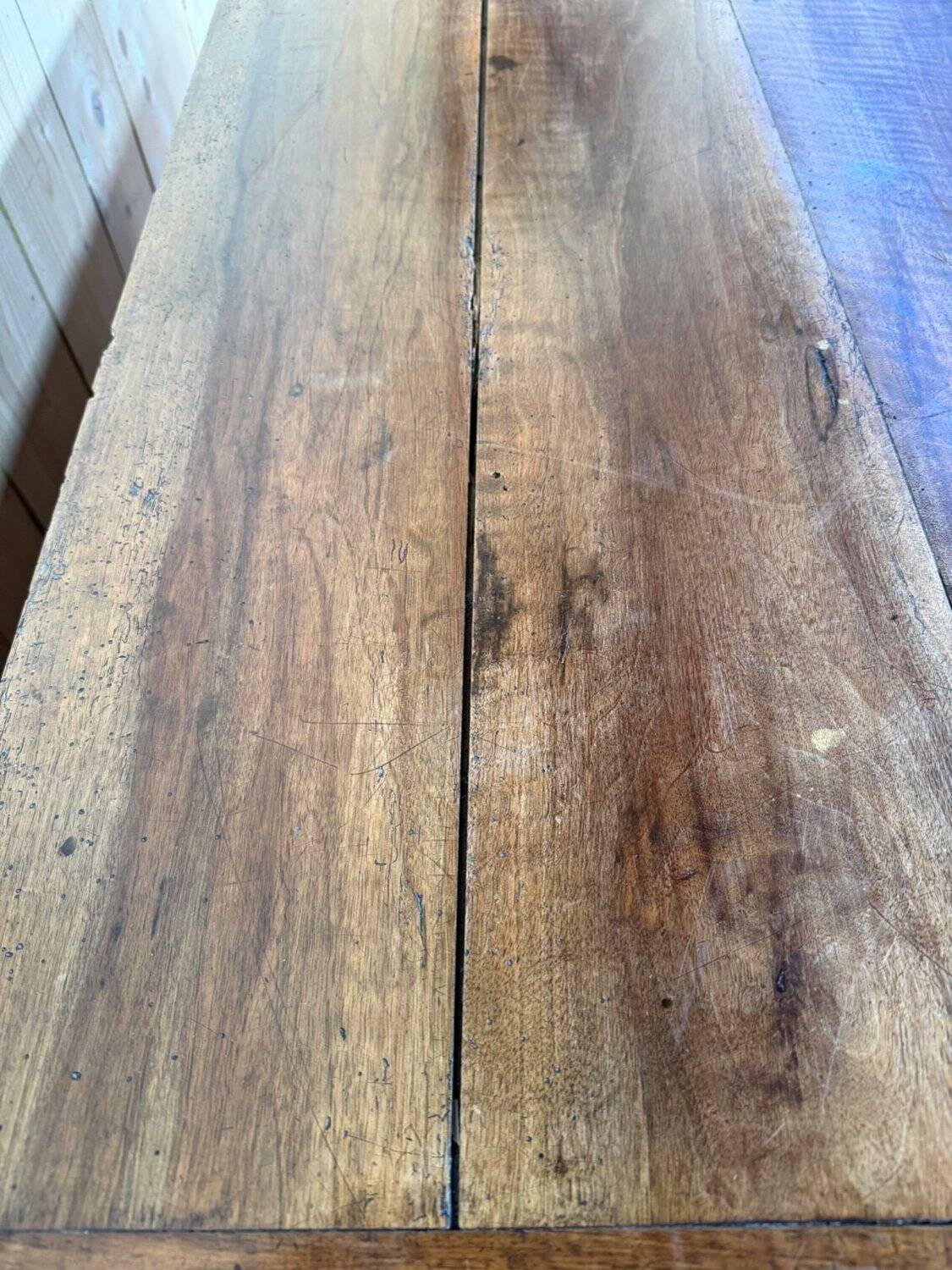 Commode d'époque Louis XVI en noyer massif