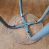 Minimalist stool