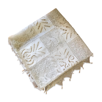 Nappe brodée