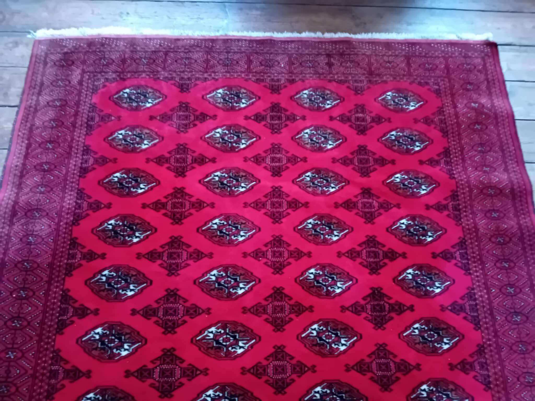 Handmade Turkmen Bukhara Rug 292x201cm