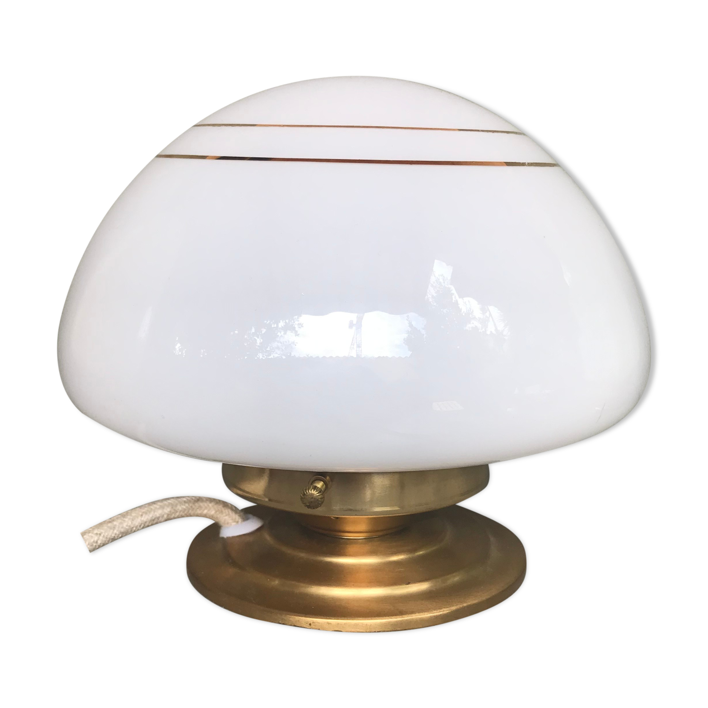 Golden opaline white opaline lamp