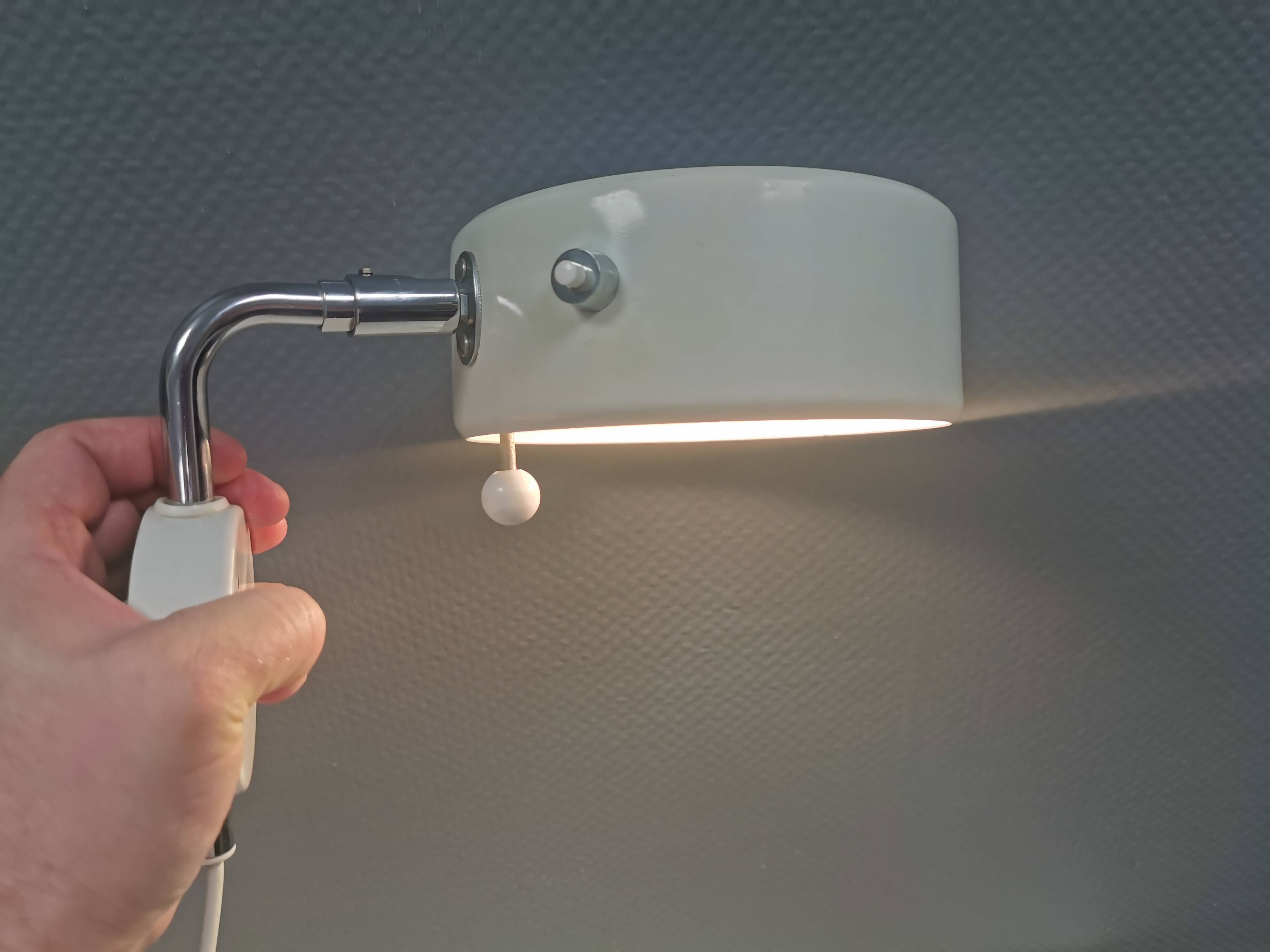 Wall lamp, by Anders Pehrsson in the 1960s for Ateljé Lyktan. Model Simris