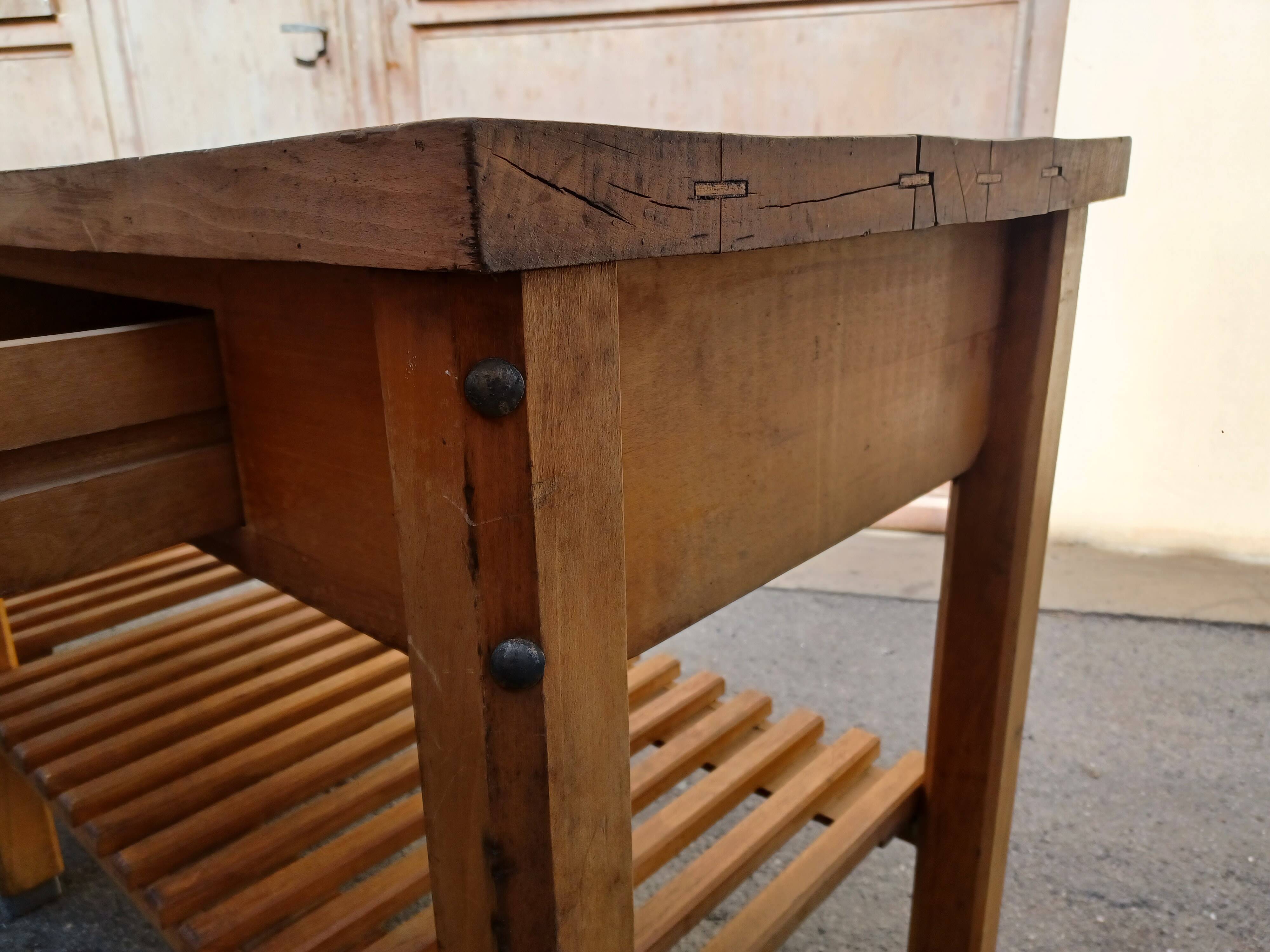 Trade furniture, 1940