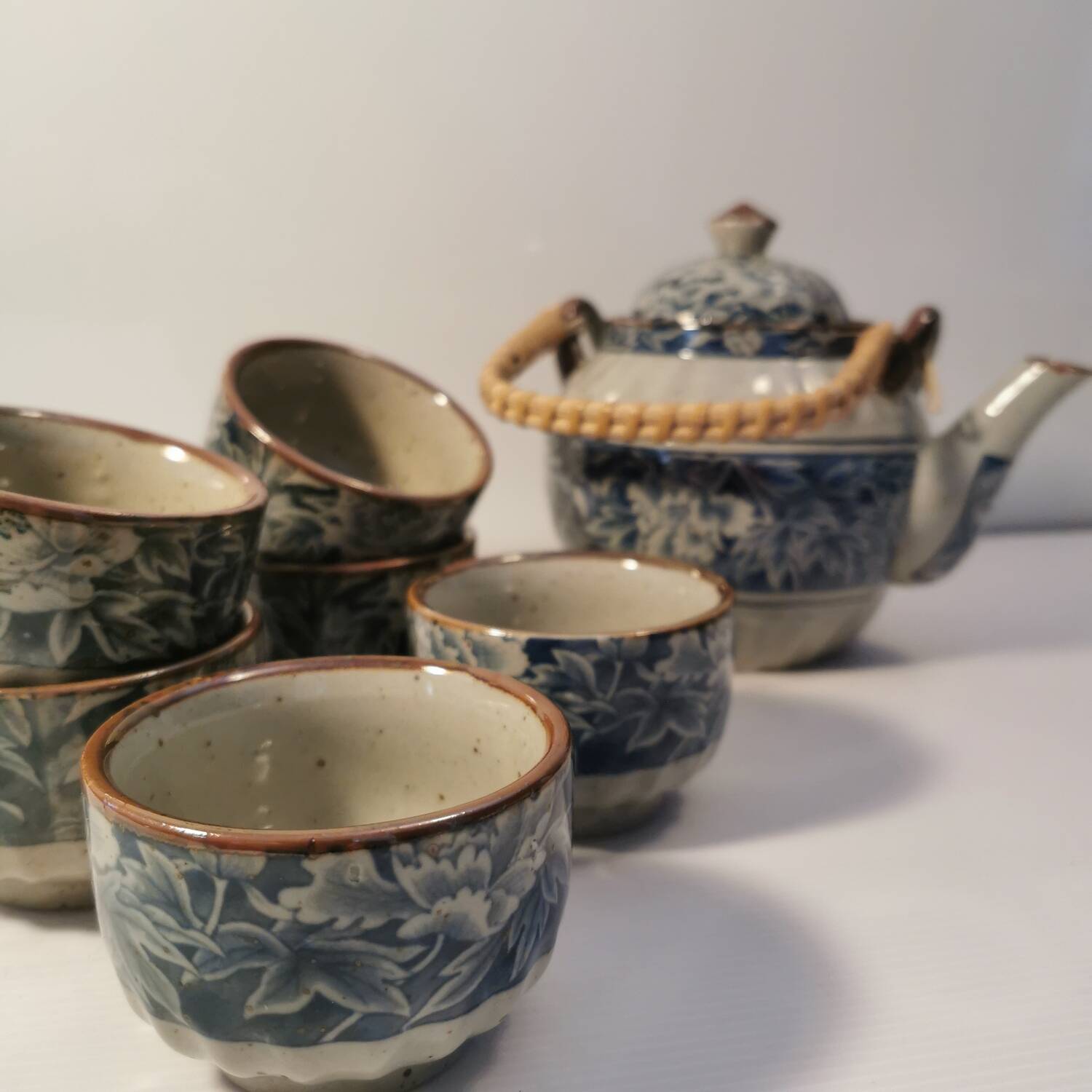 Korean Stoneware Tea Service. 6 Cups and 1 Teapot. Blue Decor
