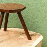 Tabouret en bois tripode, assiste octogonale