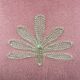 Coussin rose brodé palmiers