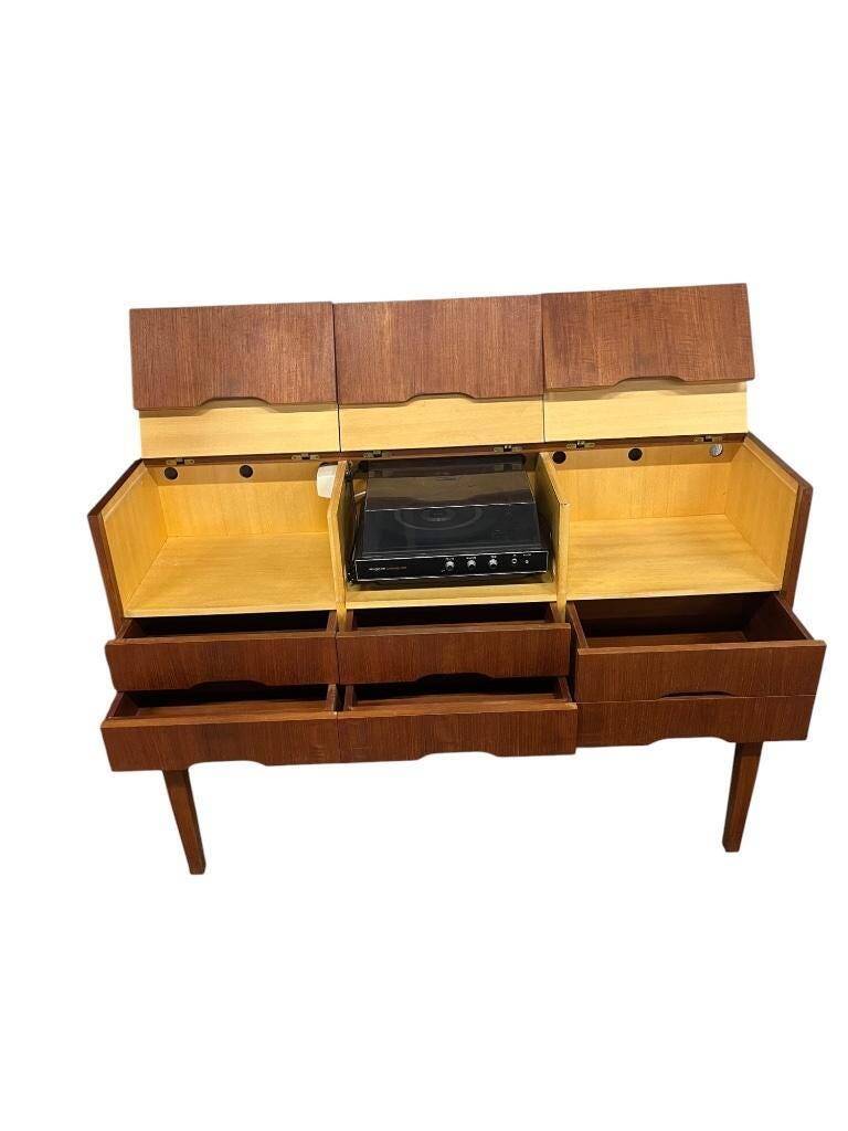 Vintage XL set: audio cabinet / wall cabinet