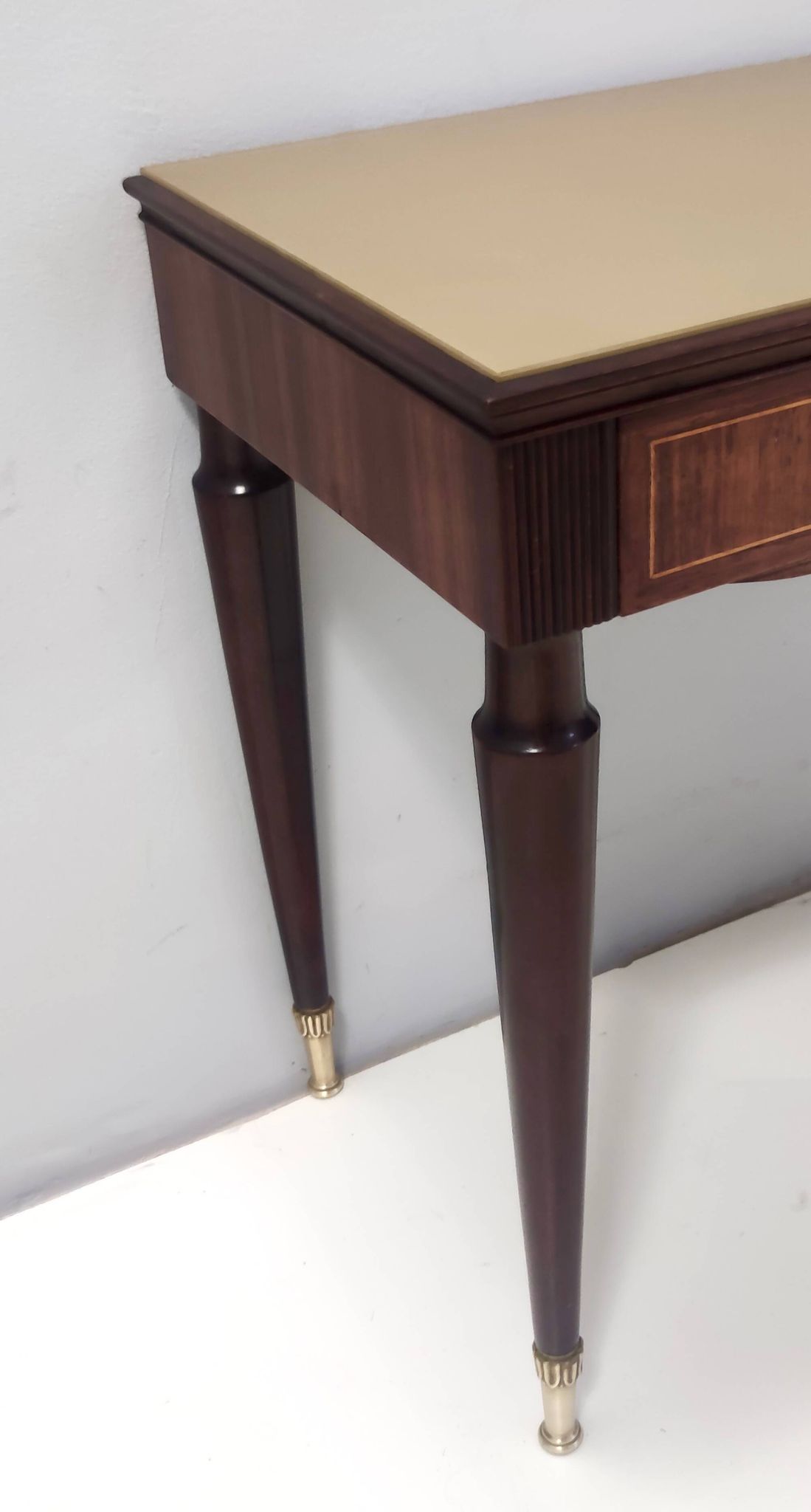 Pair of Beech and Ebonized Walnut Nightstands Attr. to Paolo Buffa, Italy