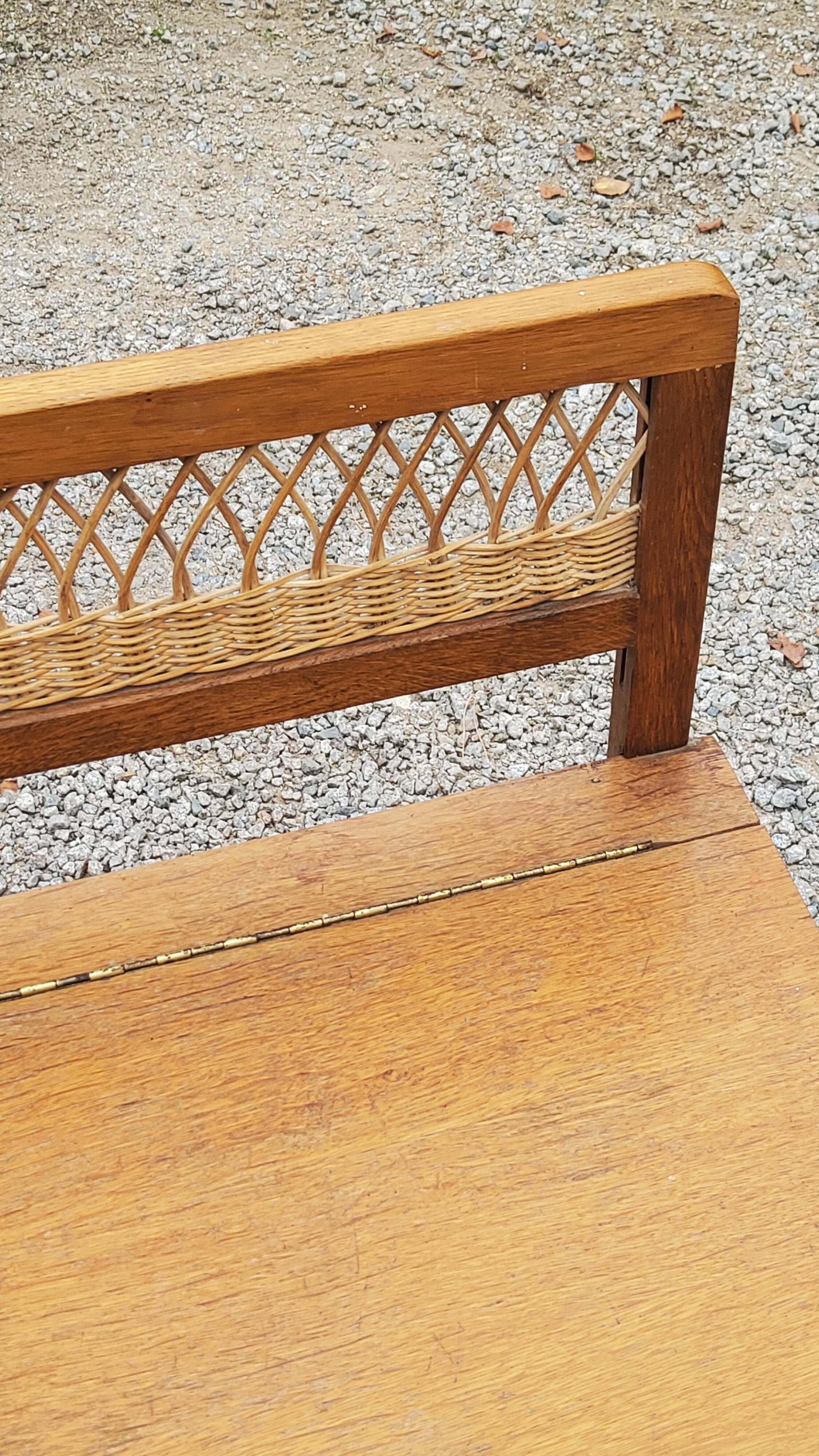 Vintage chest bench from the 50s in oak and rattan