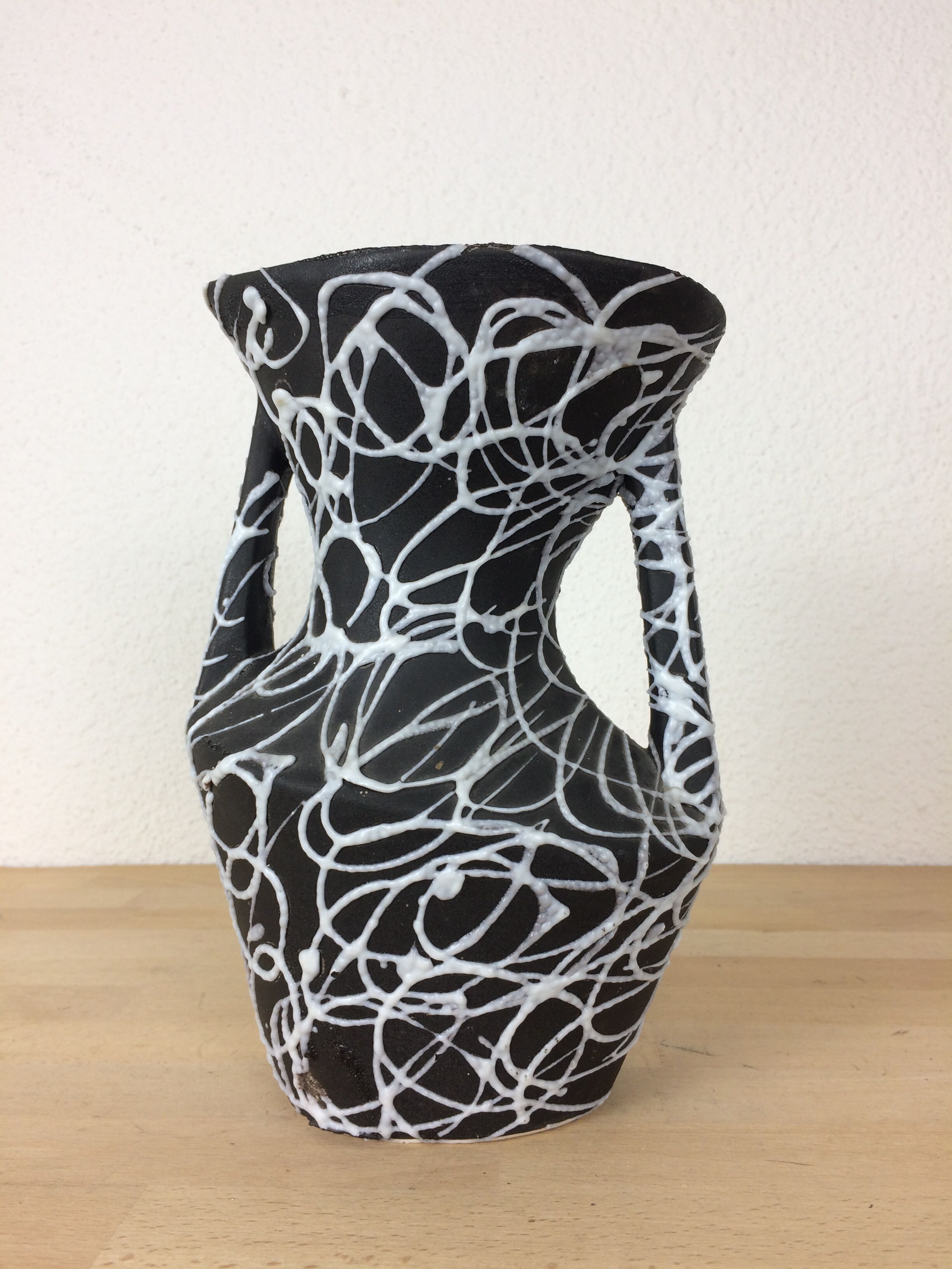 60s Vallauris ceramic vase, white spaghetti