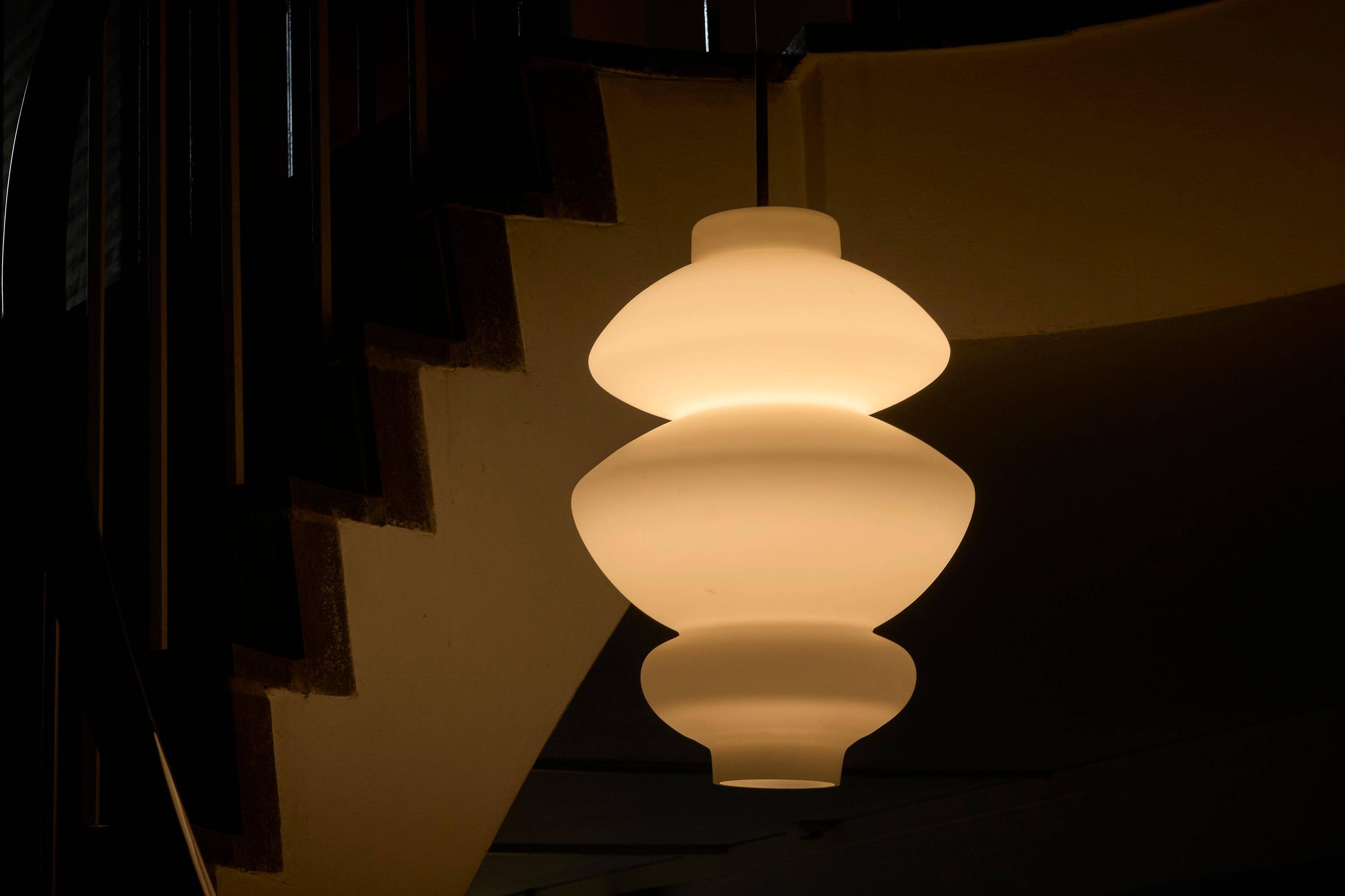 Large sculptural Mid Century pendant light in opaline glass, 1960.