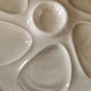 6 assiettes à huîtres vintage en barbotine