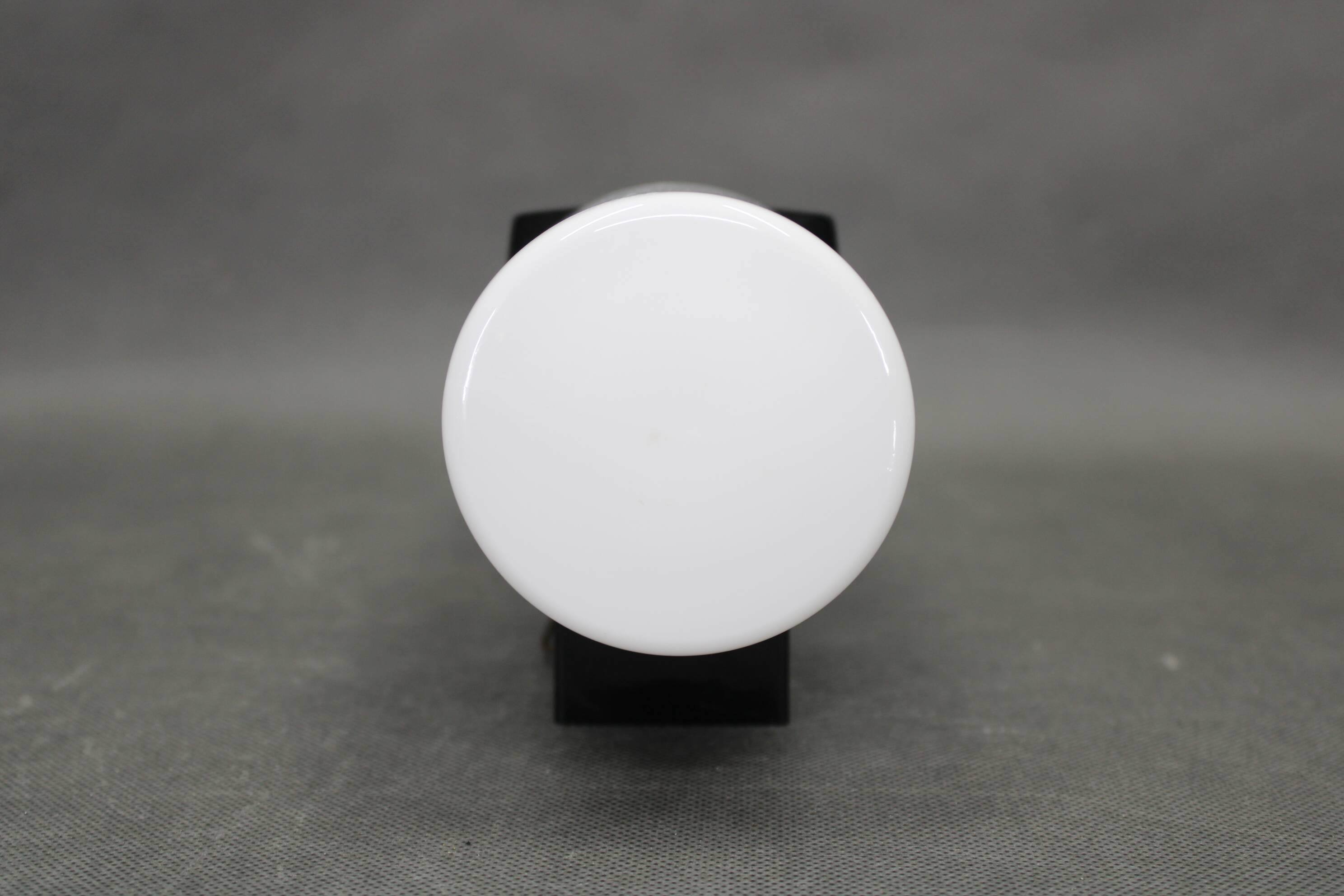 Mid-century wall light in bakelite and glass, 1960s