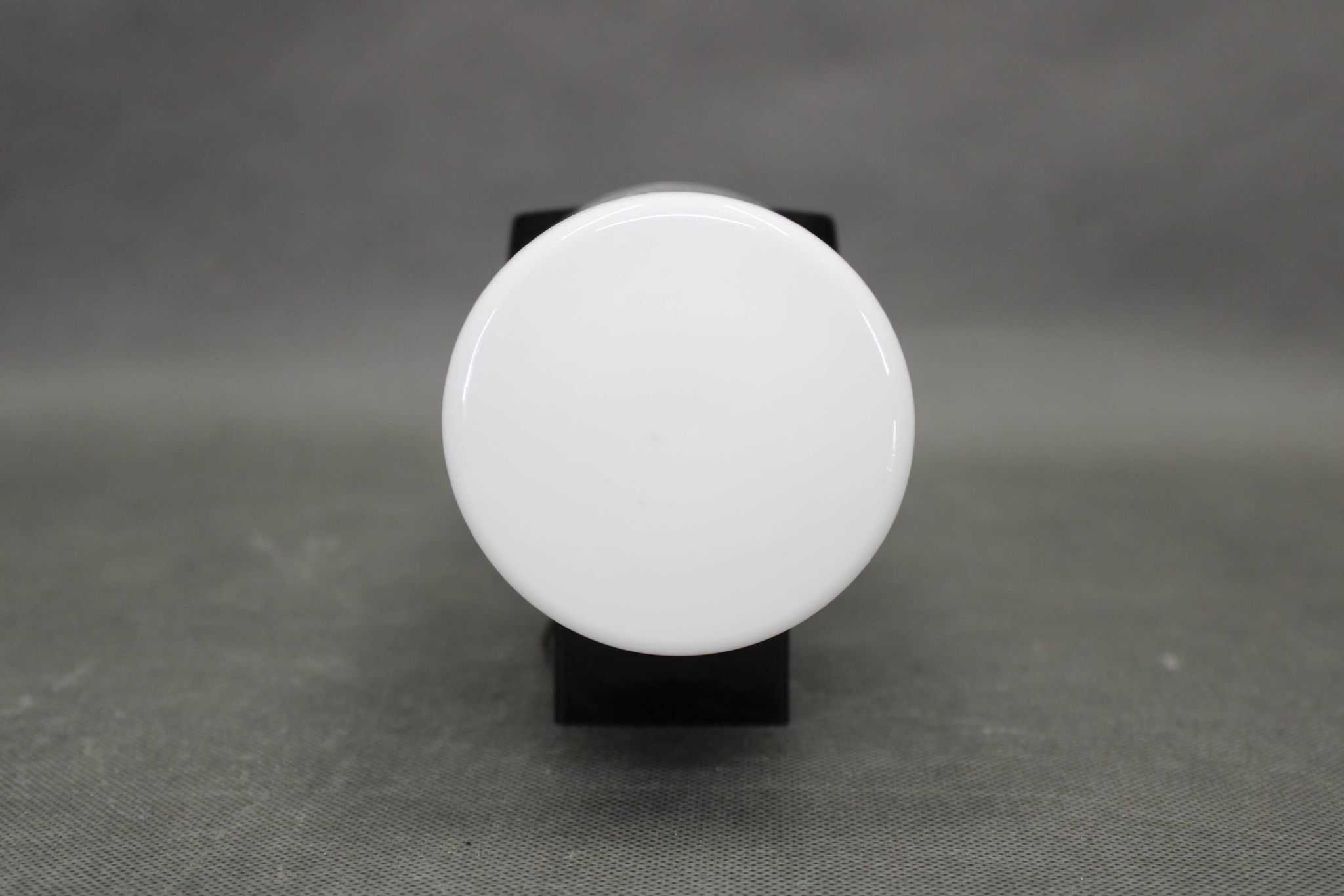 Mid-century wall light in bakelite and glass, 1960s